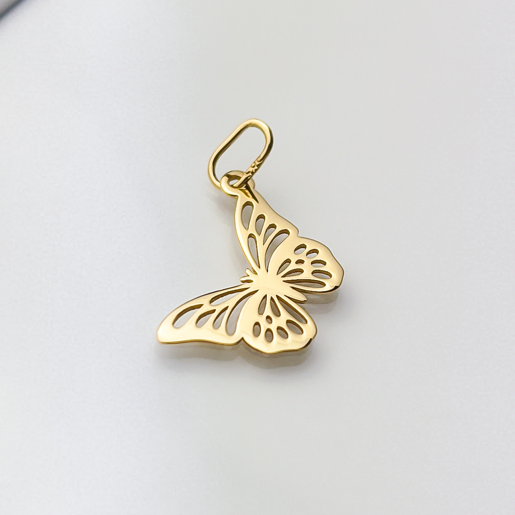 Zlatý přívěsek motýl pr. 585