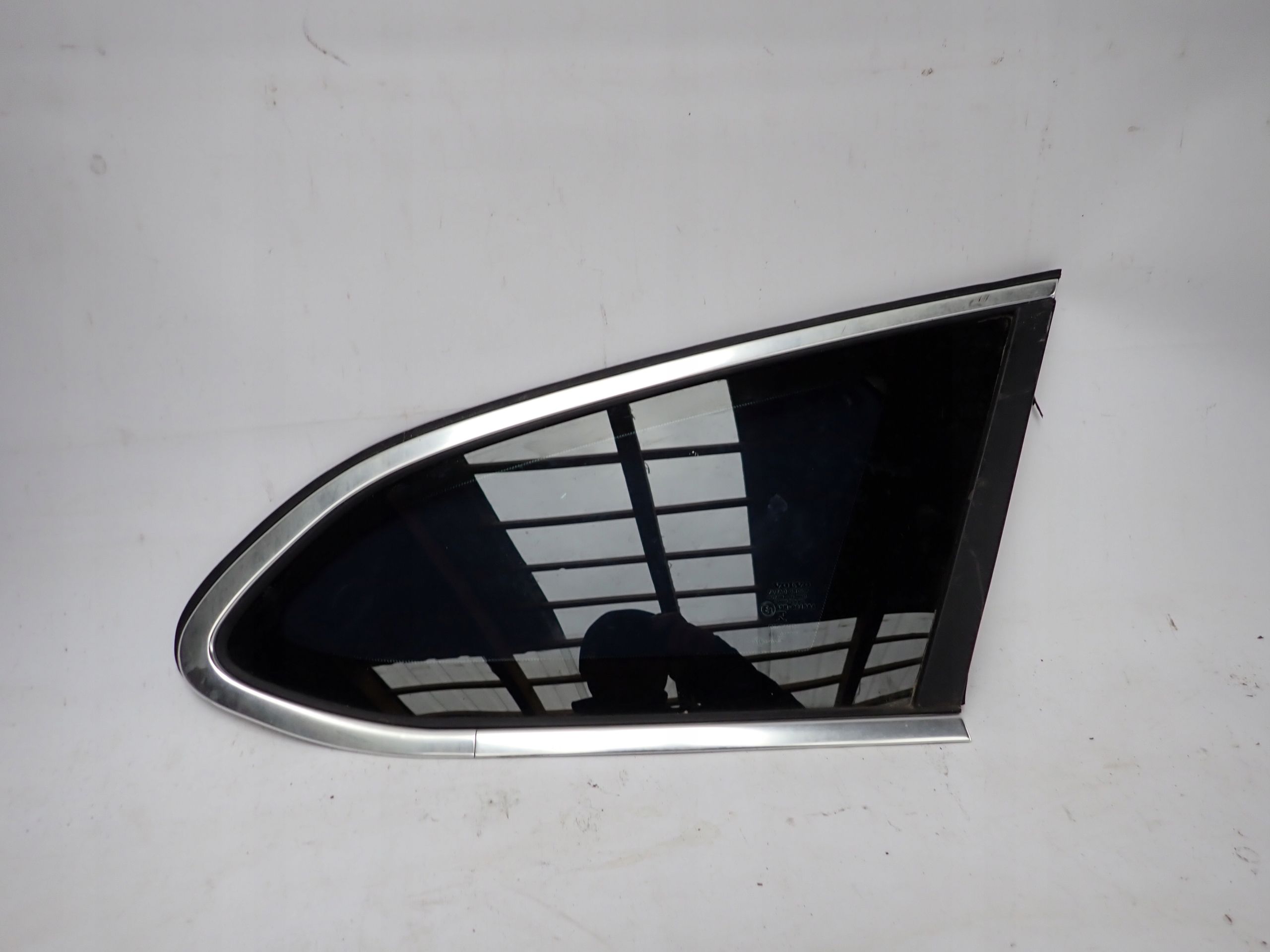 VOLVO V60 10-18 window bodywork right rear part rear