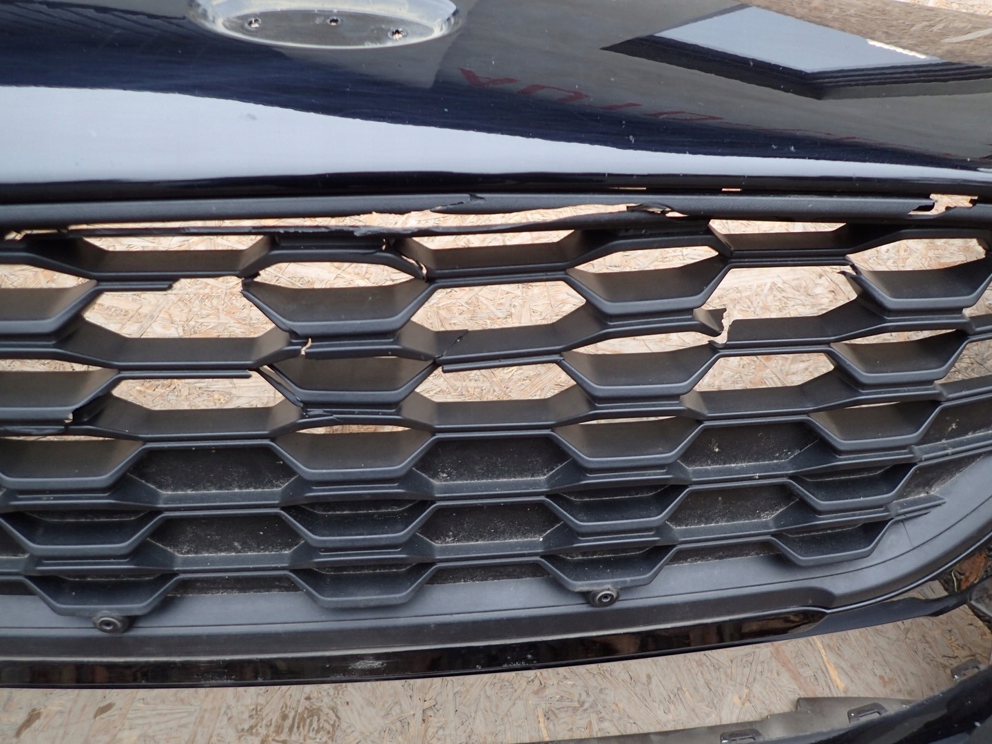 bumper front front FORD FOCUS MK4 IV ST 2018