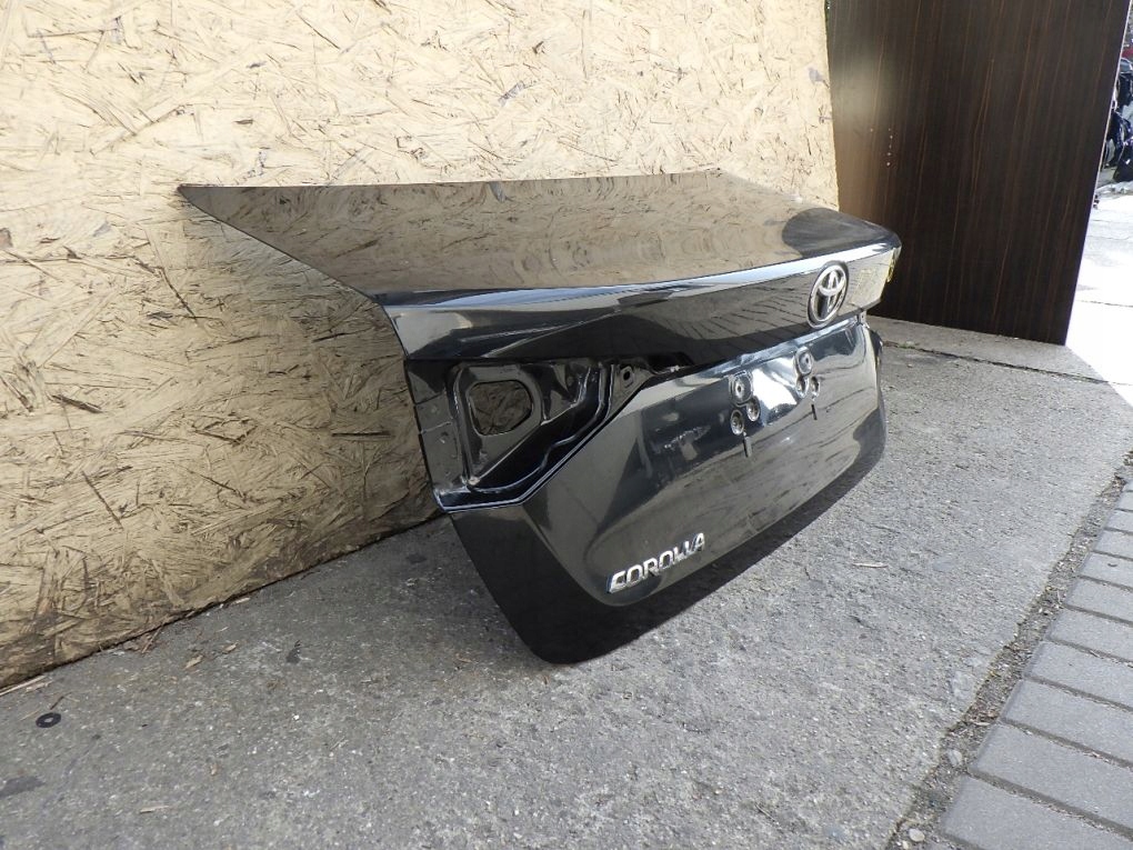 TOYOTA COROLLA E21 Sedan 2018- Heckklappe