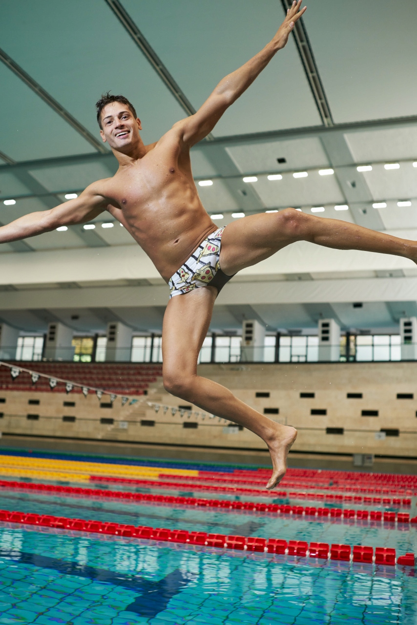 ARENA BOKSERKI SPODENKI PŁYWACKIE BASEN D5 85CM Rozmiar L