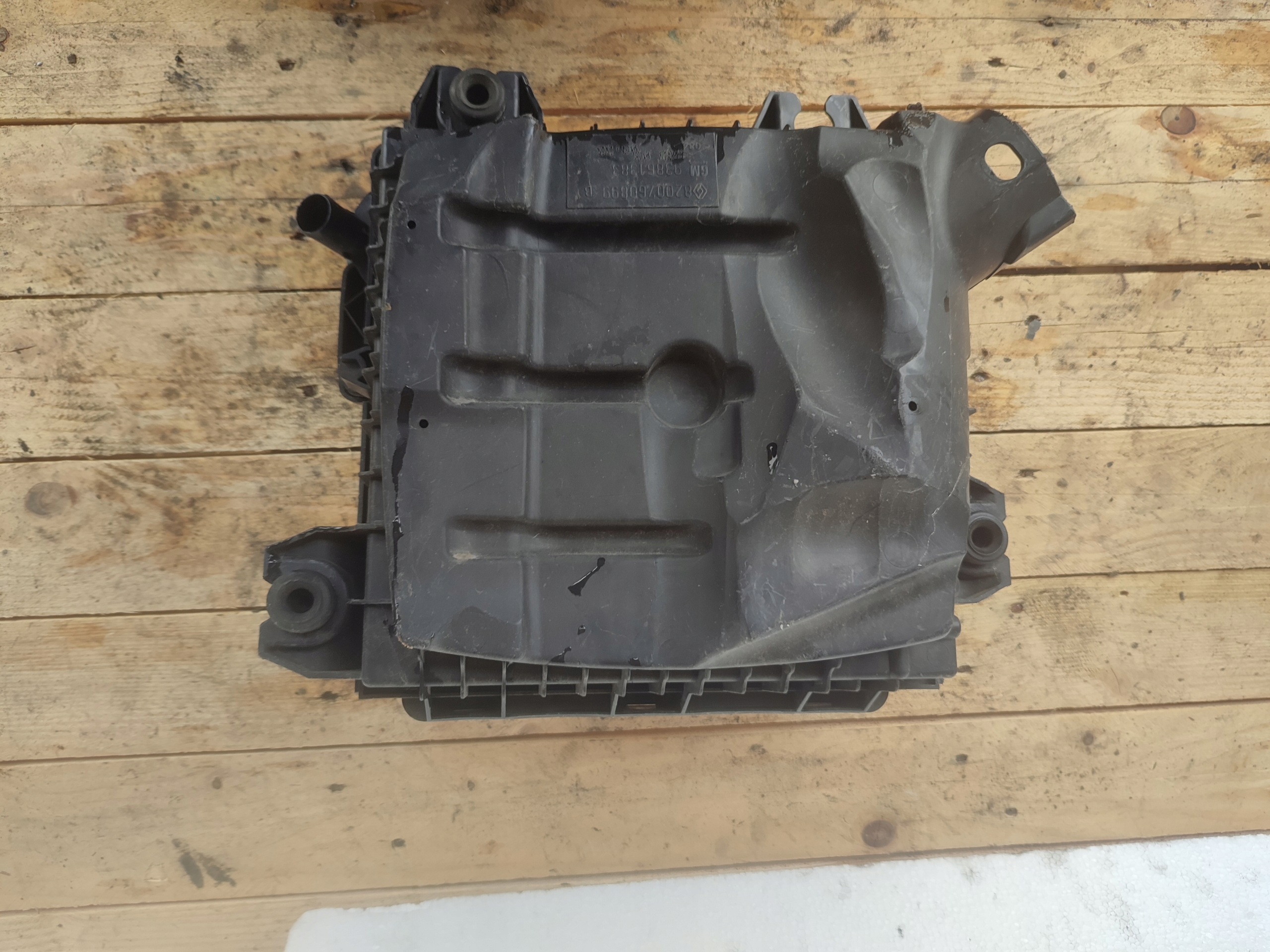 Gehäuse filter luft Opel Vivaro A 8200760899B 93861383