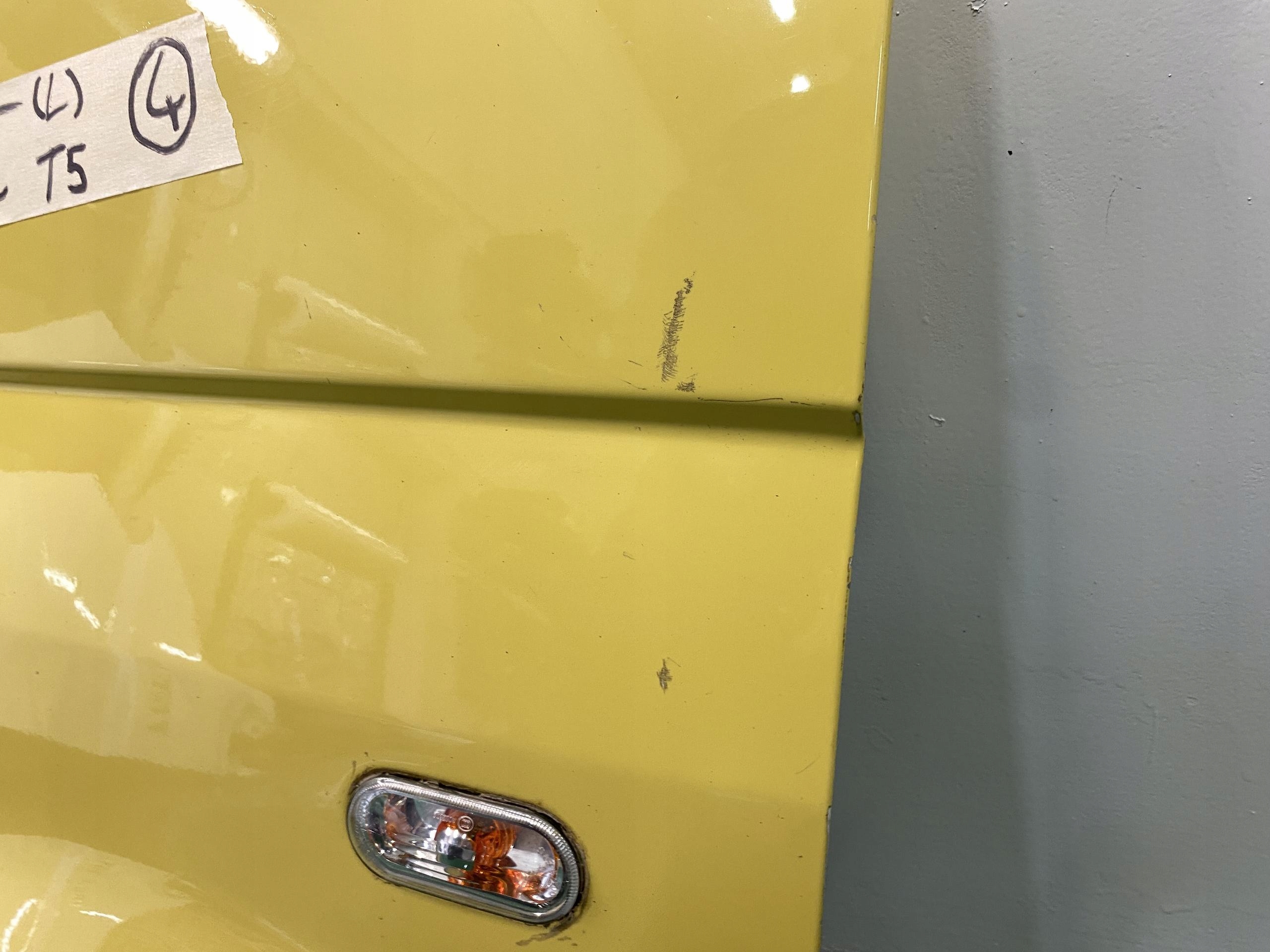 VW T5 lift TRANSPORTER MULTIVAN 03- fender front left zolty original