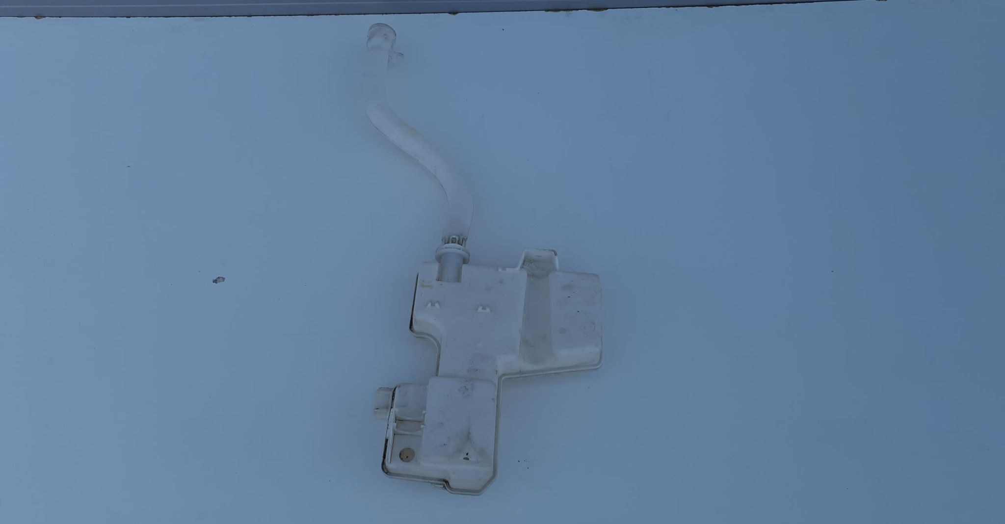 БАЧОК ОМИВАЧА TRAFIC III VIVARO B