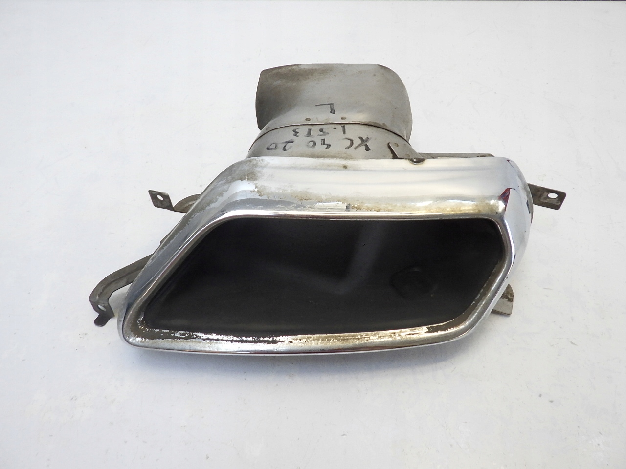 VOLVO XC40 2021 ЛІВИЙ НАКОНЕЧНИК ВИХЛОПНОЇ ТРУБИ 31407969