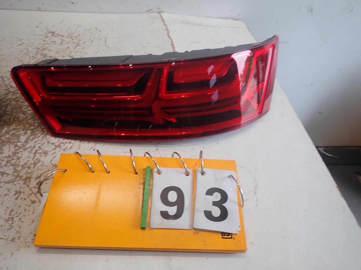 light rear part rear right AUDI Q7 2015- LED 4M0945094E