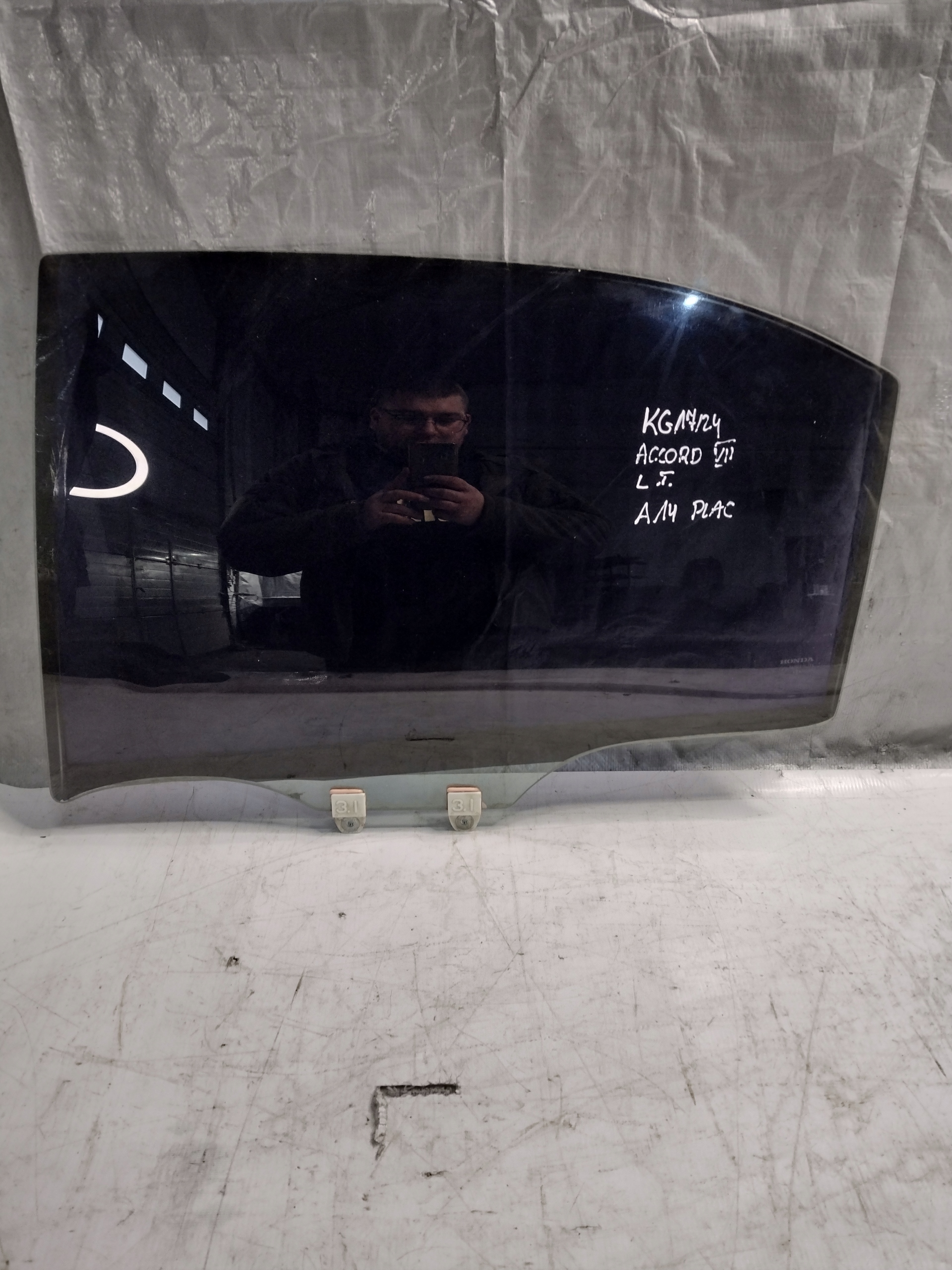 window left rear part Honda Accord VII sedan