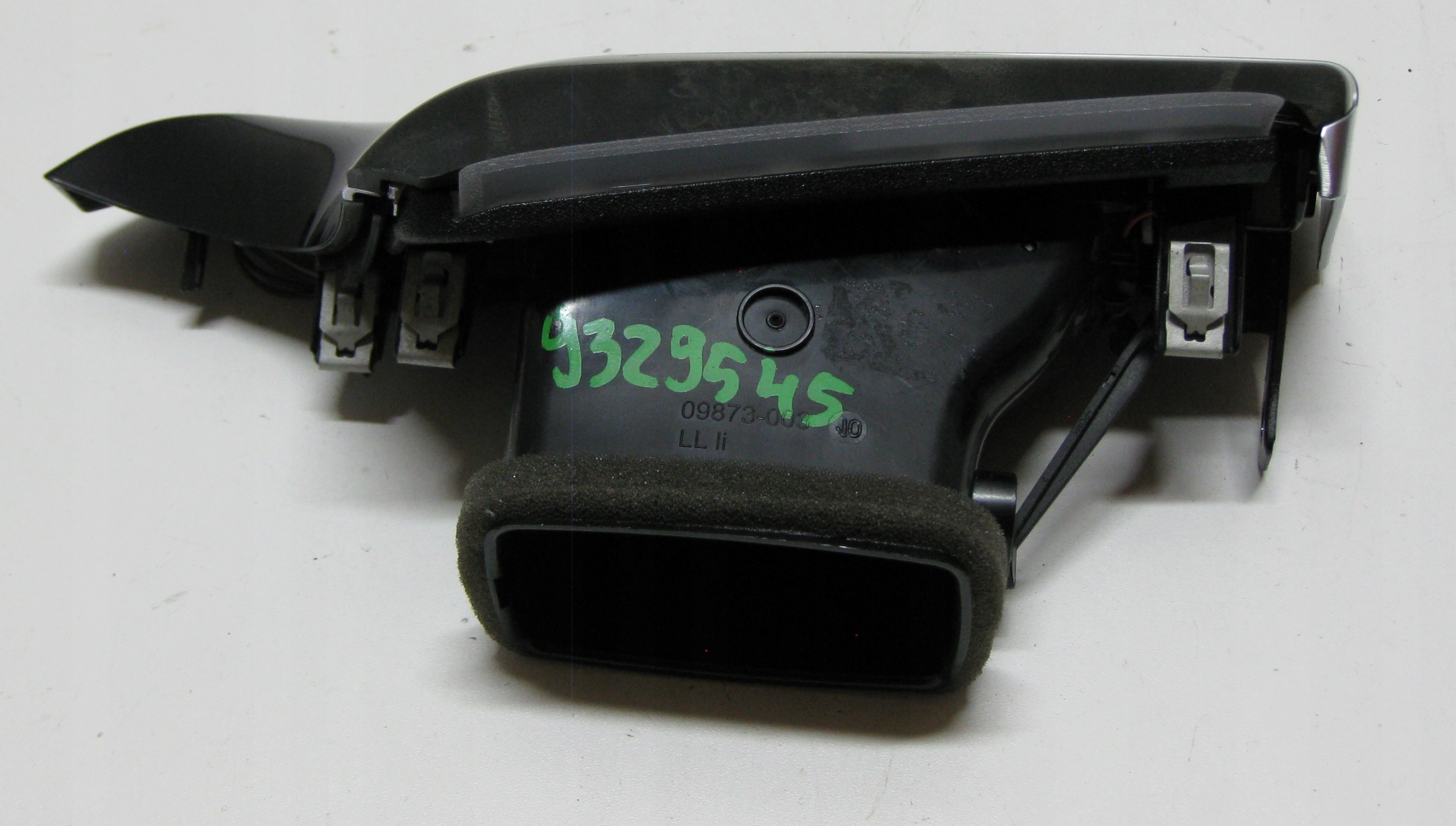 BMW 5 G30 3.0D 19R grid air conditioning devices DEKOR 9329545