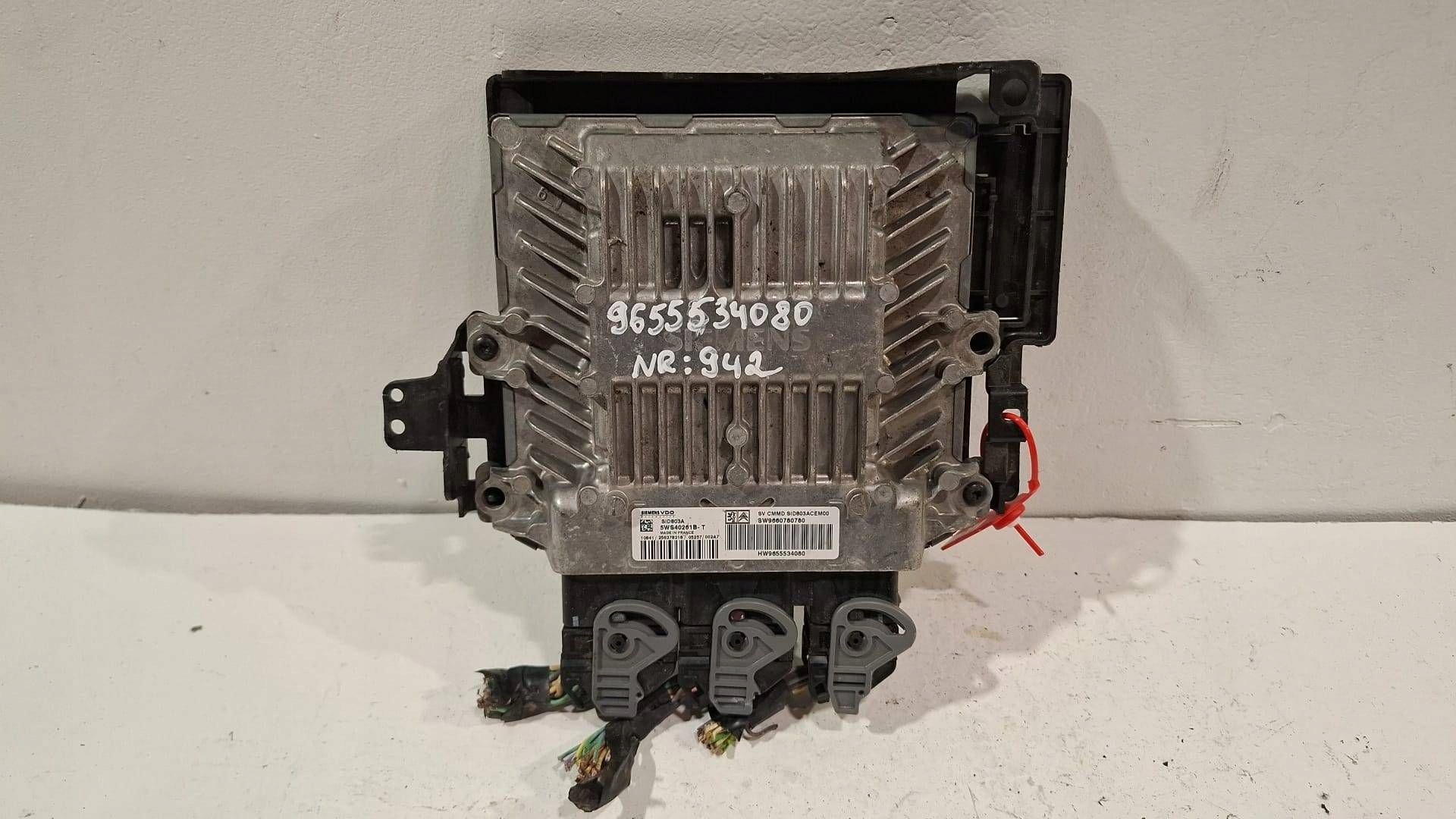 control unit of the engine computer 5WS40261B-T Citroen Peugeot 2.0 HDI
