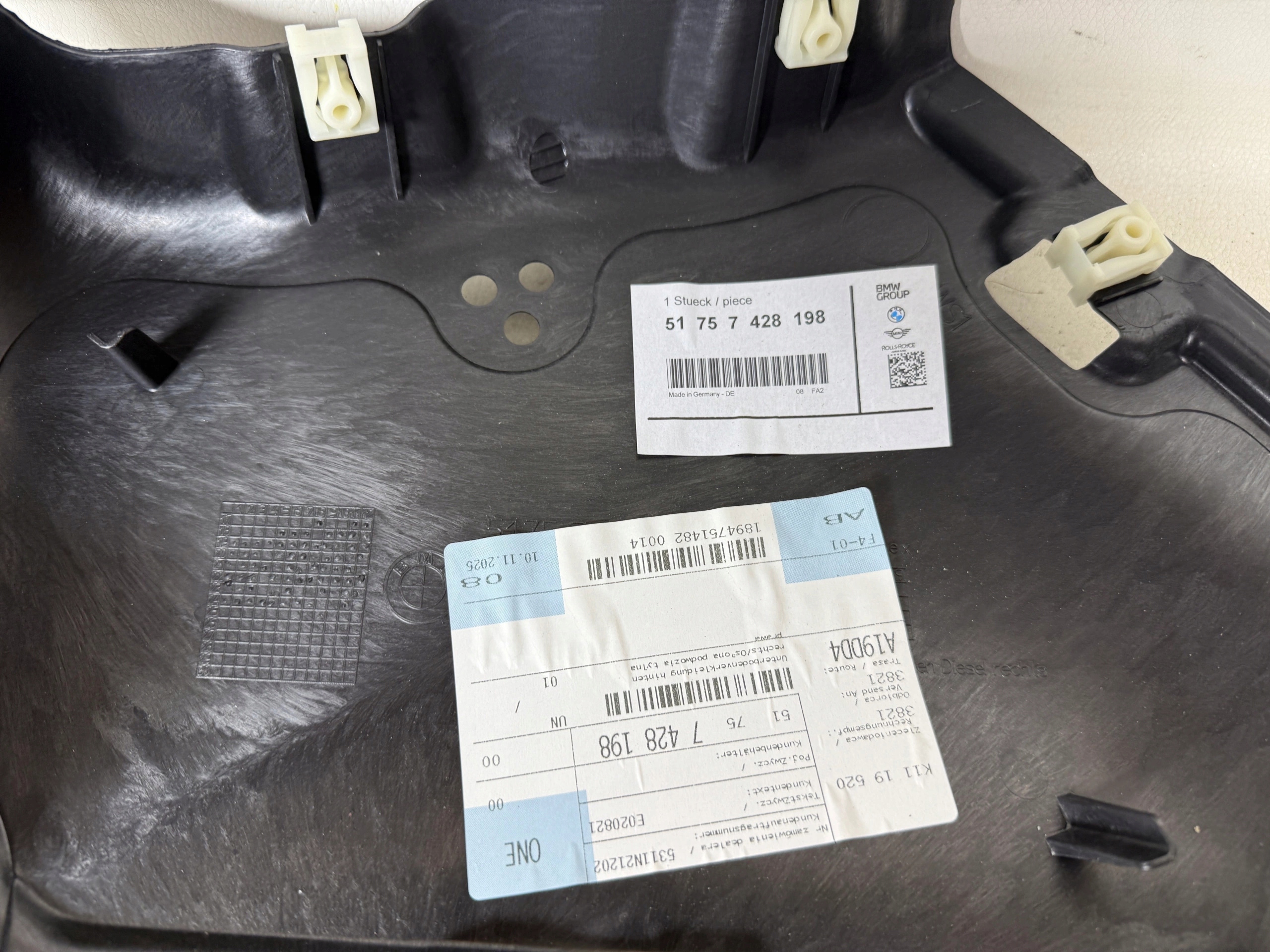 BMW 3 G20 G21 Blende Abdeckung abdeckung Unterfahrschutz heck 7428198