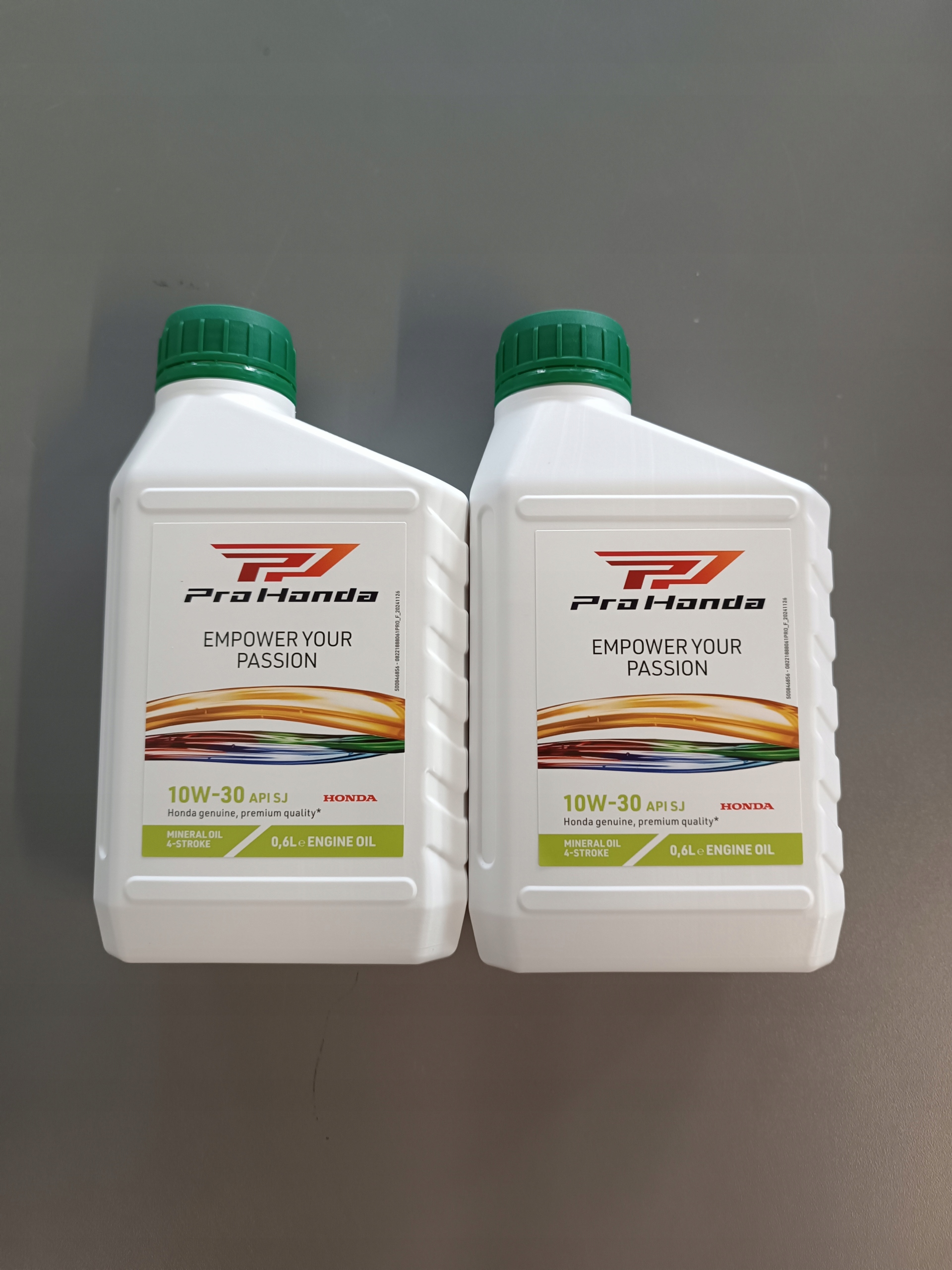 2x Honda Marine Olej silnikowy 10W30 0,6l zaburtow