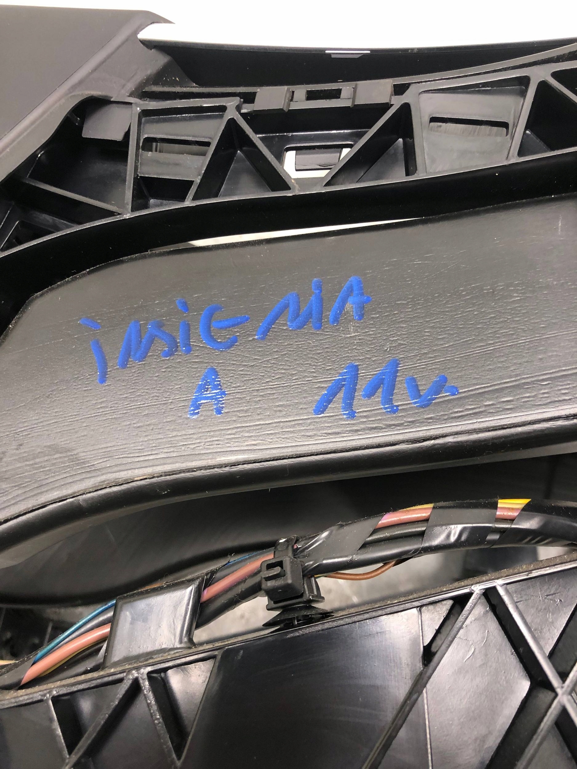 тунель середина opel INSIGNIA A универсал