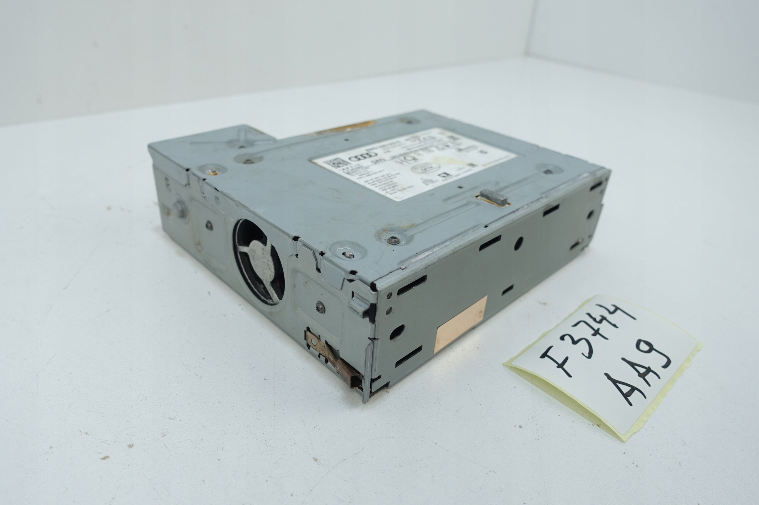 AUDI control unit module navigation player MULTIMEDIALNY MIB3 8W2035043E