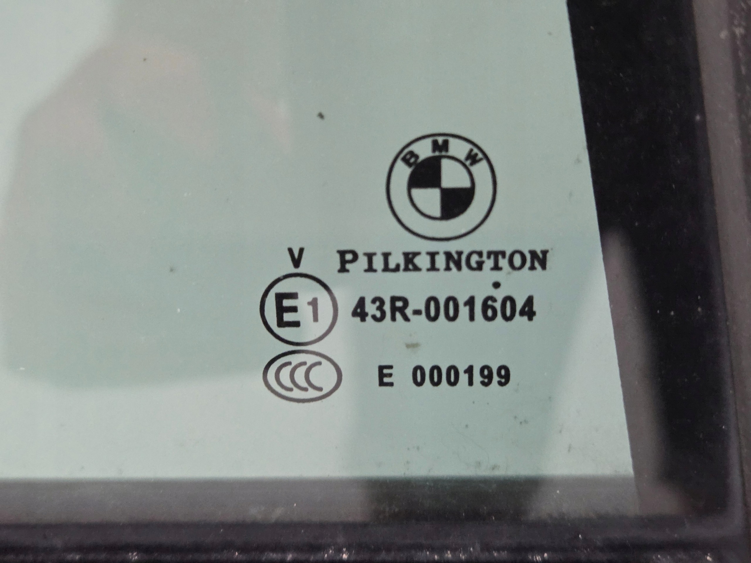 door right rear. BMW F11 416