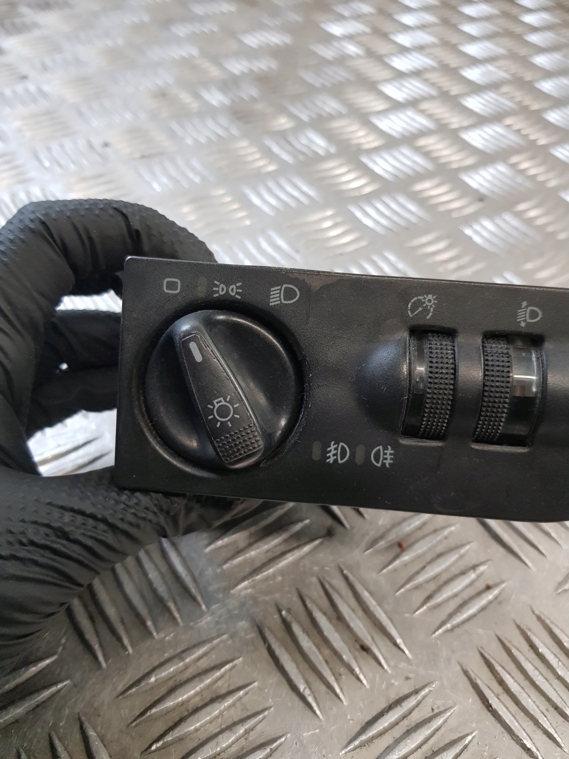 interruttore Interruttore comando luci 1H5941531P VW VENTO 92R