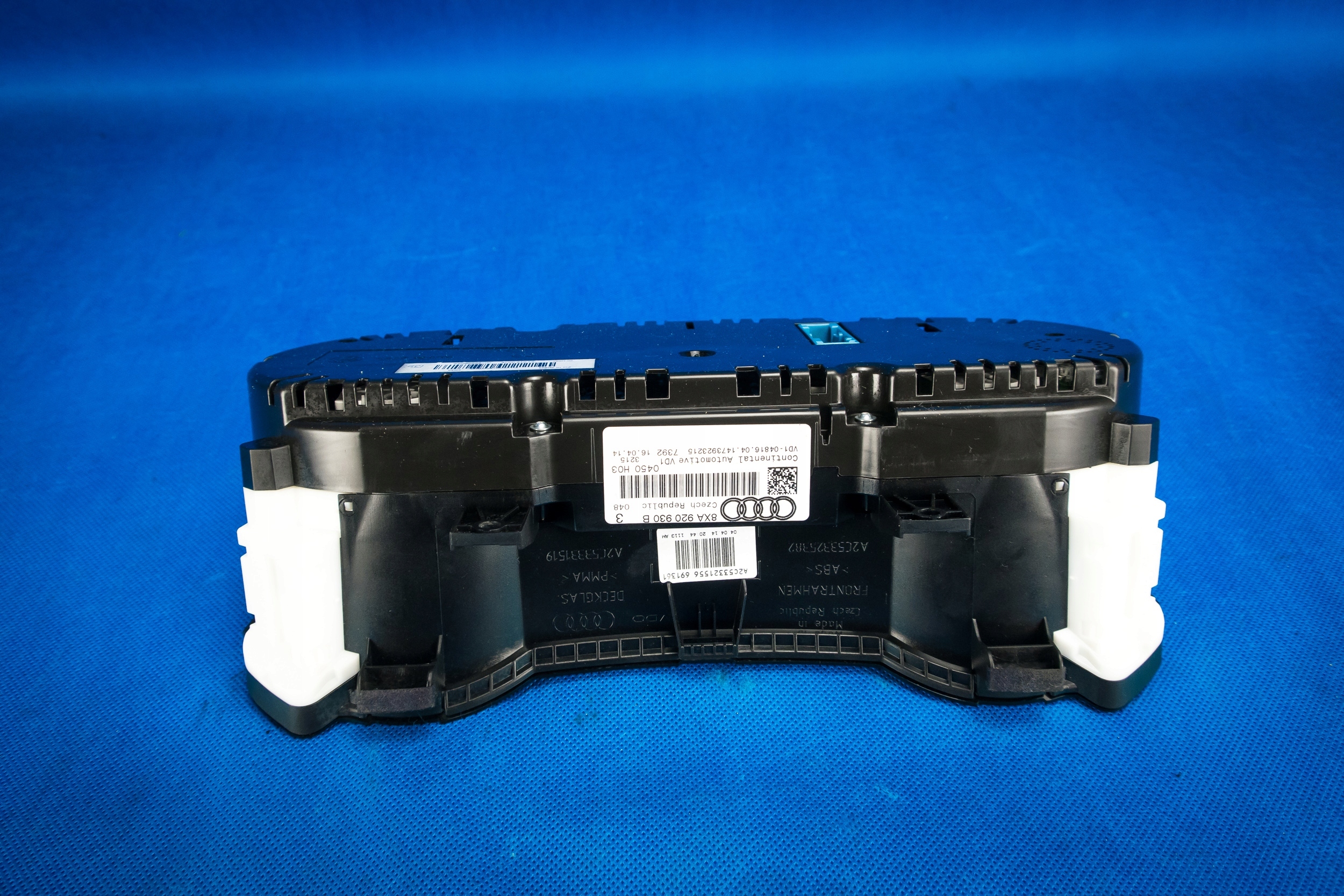 dials dials clock Audi A1 8XA920930B LIFT