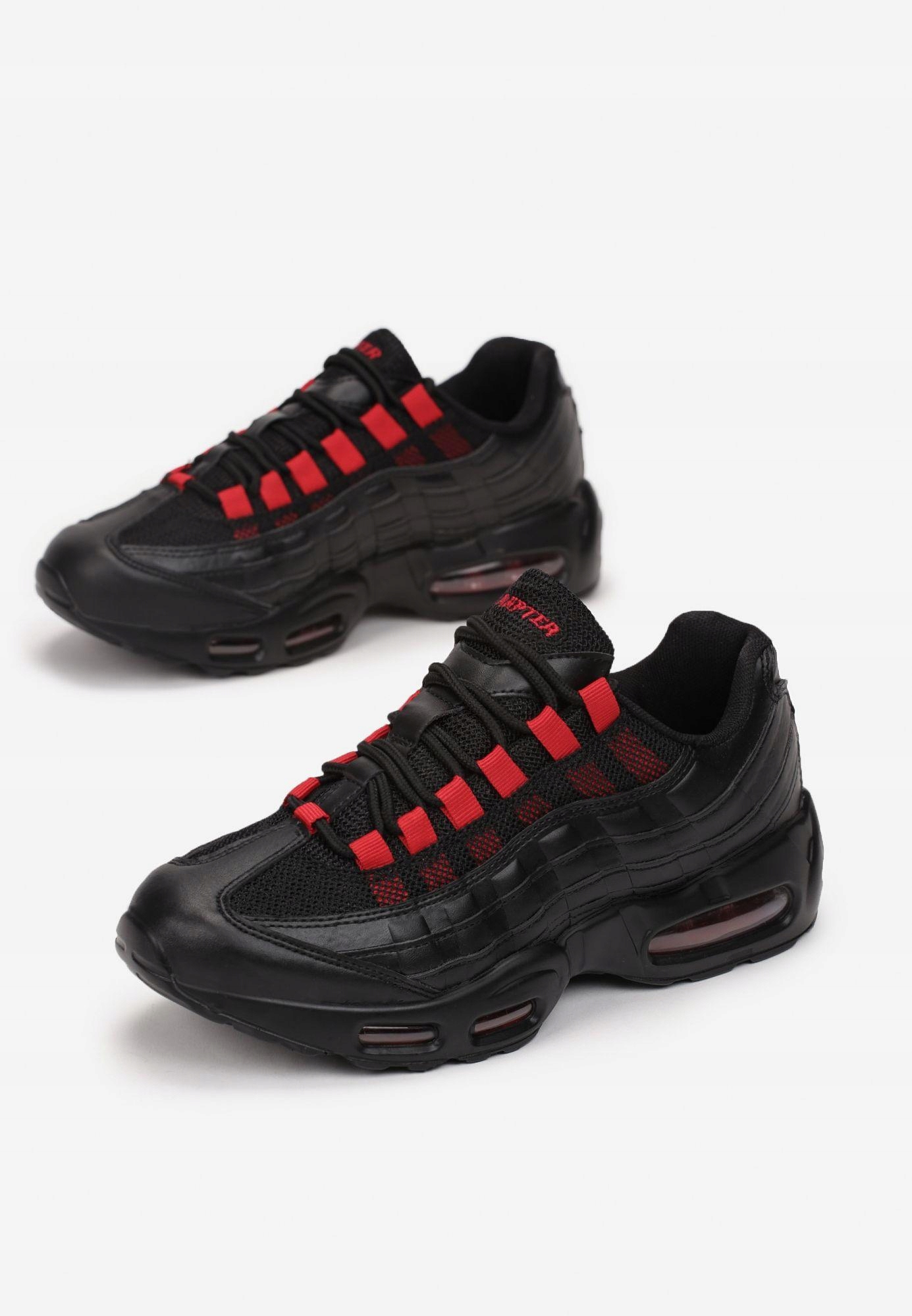 

Czarne Sneakersy 40