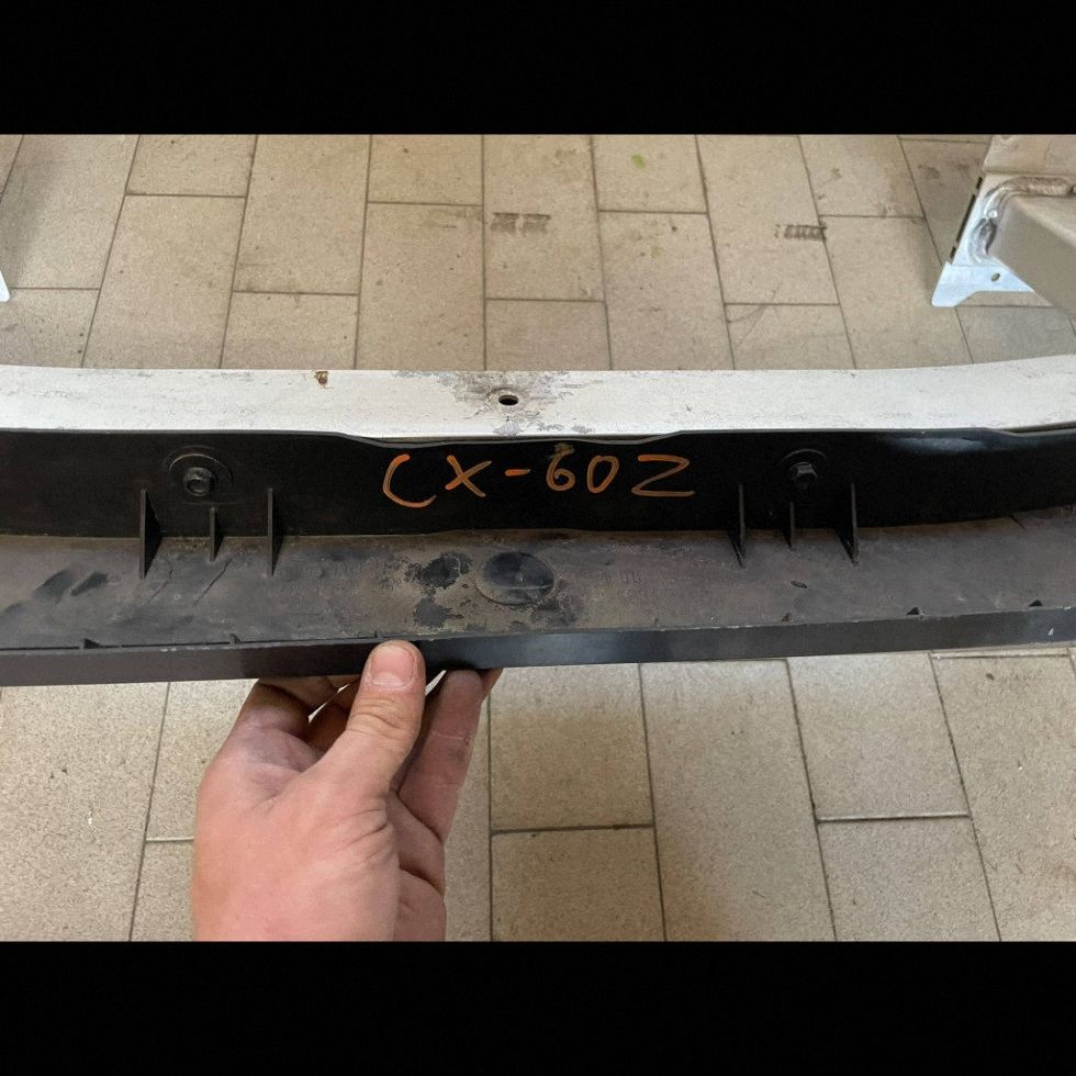 traverse pare choc avant (renfort) avant Mazda CX-60