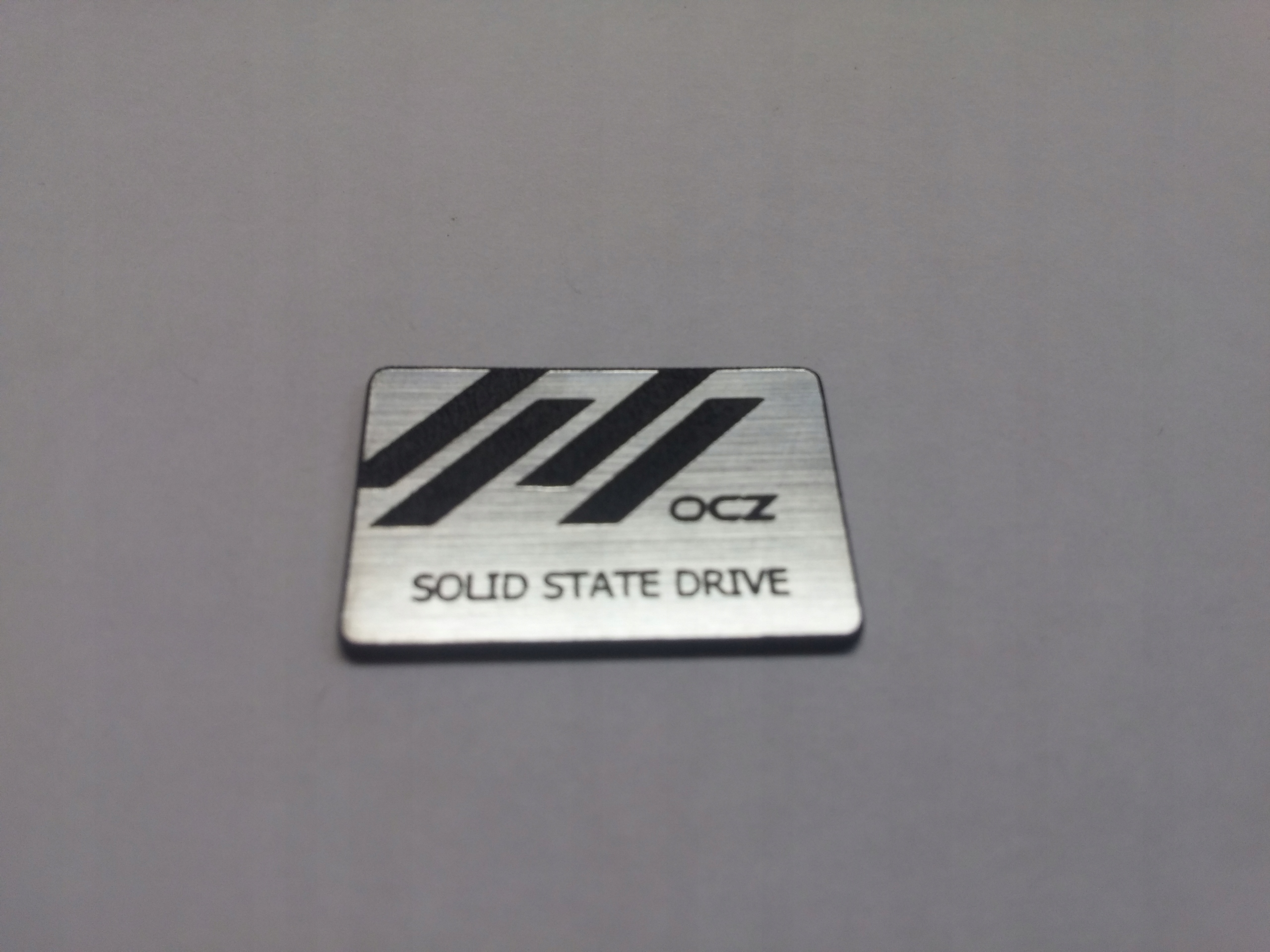 

Solid State Drive naklejka emblemat 35x17 mm*SR