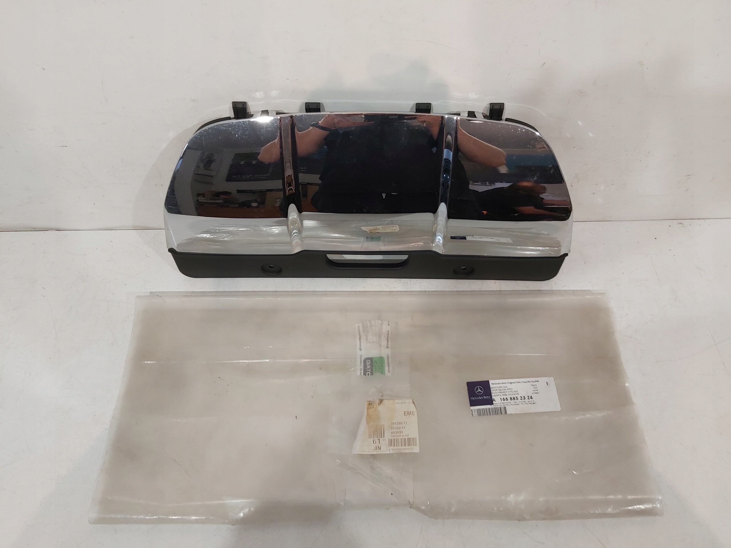 ZAŚLEPKA HAKA KLAPKA TYŁ ML W166 A1668852424 NOWA