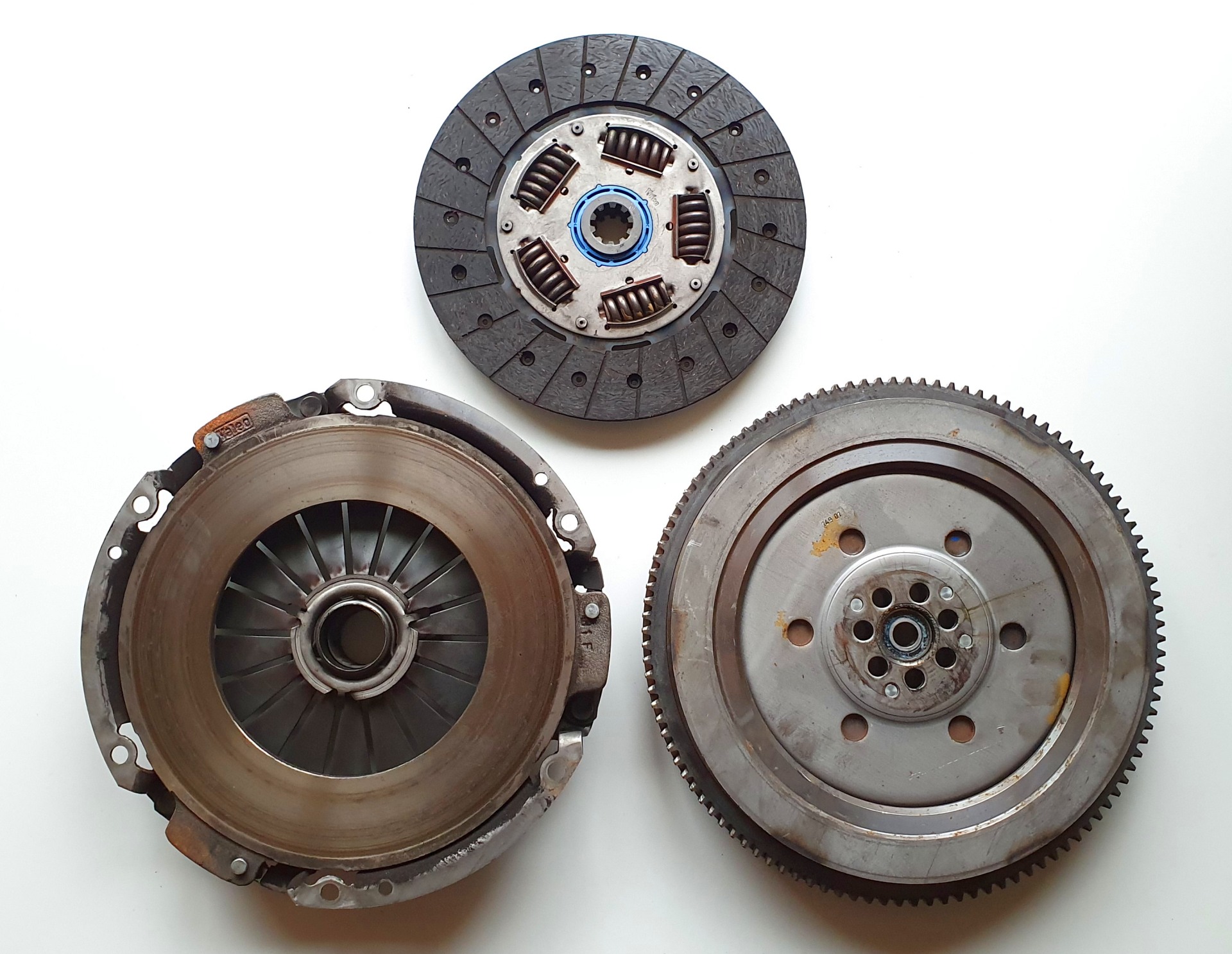 SPRZĘGŁO KOMPLETNE + DWUMASA IVECO DAILY 2.3 2006- Numer katalogowy części 504382924