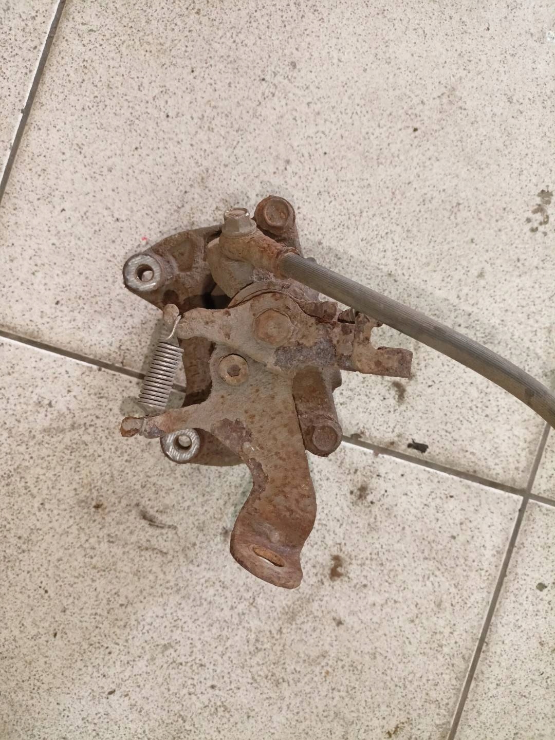 caliper brake rear part left side Mazda CX-5 2014