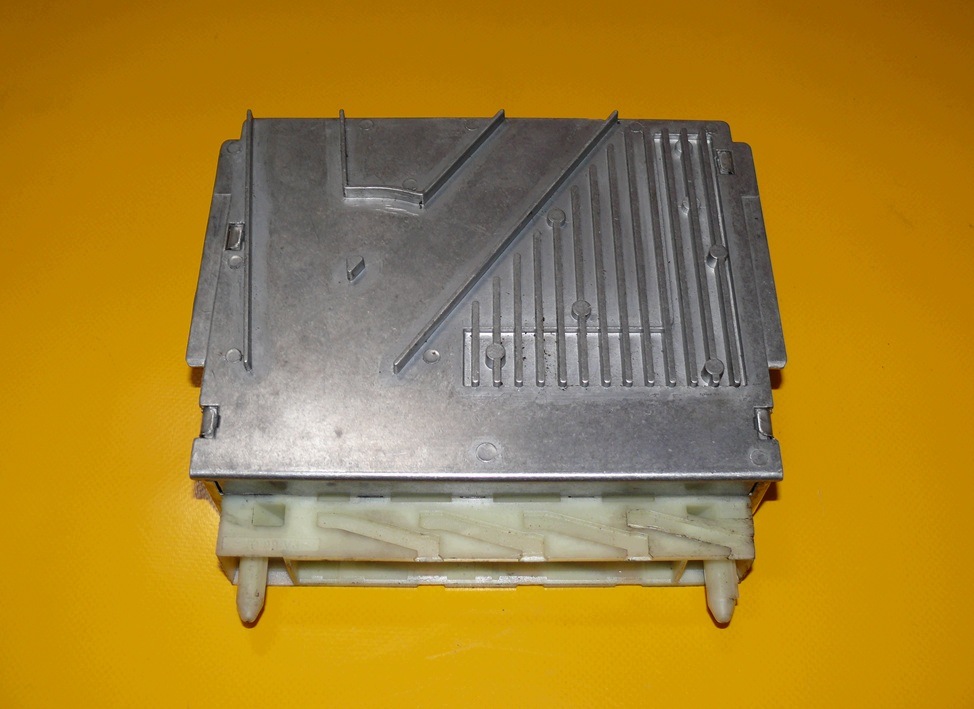 module unité de commande électronique uce boîte de vitesses engrenage VOLVO XC90 et 1 2.9 BI-TURBO 272KM P09480760