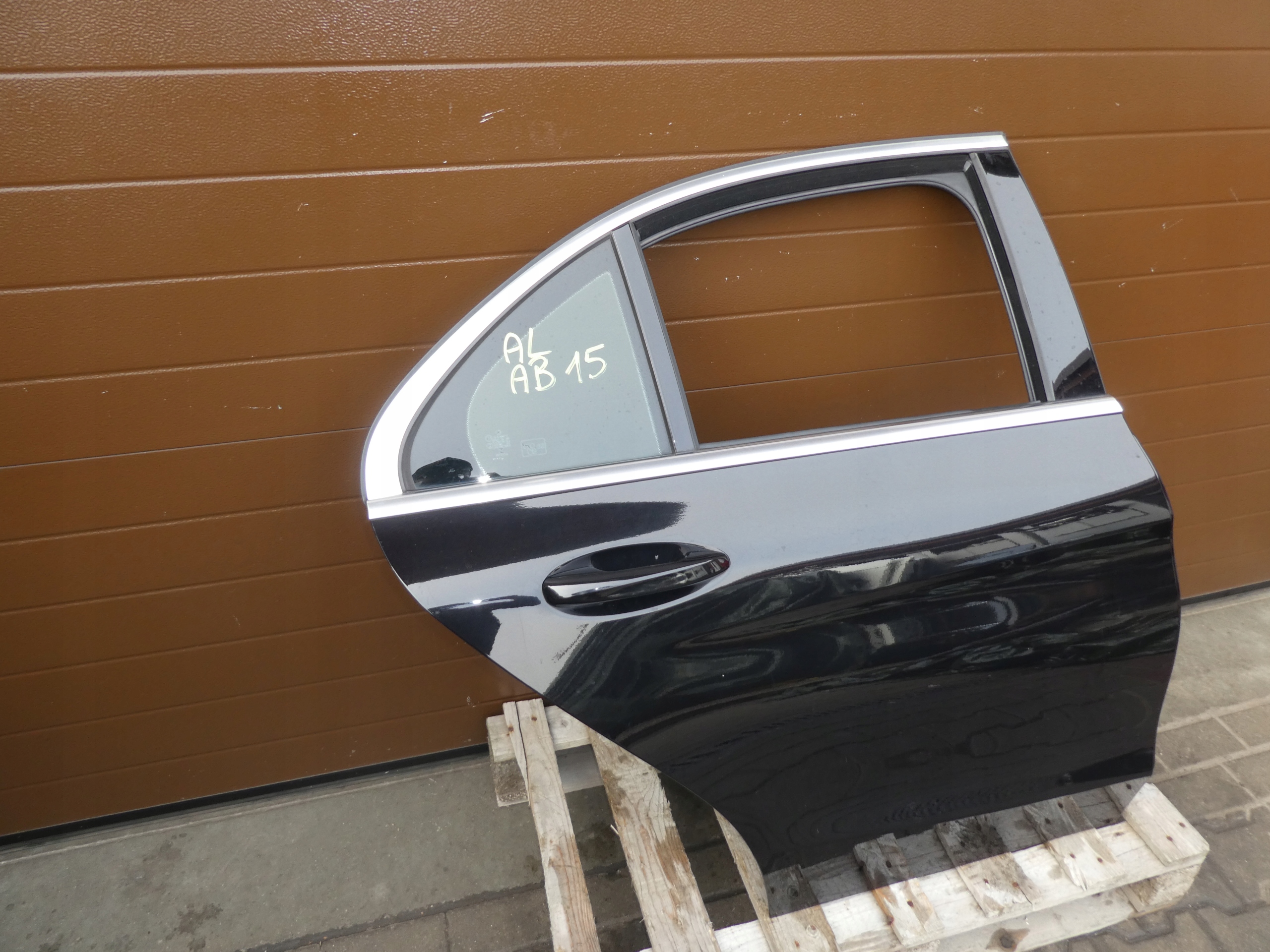 door rear part right MERCEDES C KLASA A2057320210 complete black,