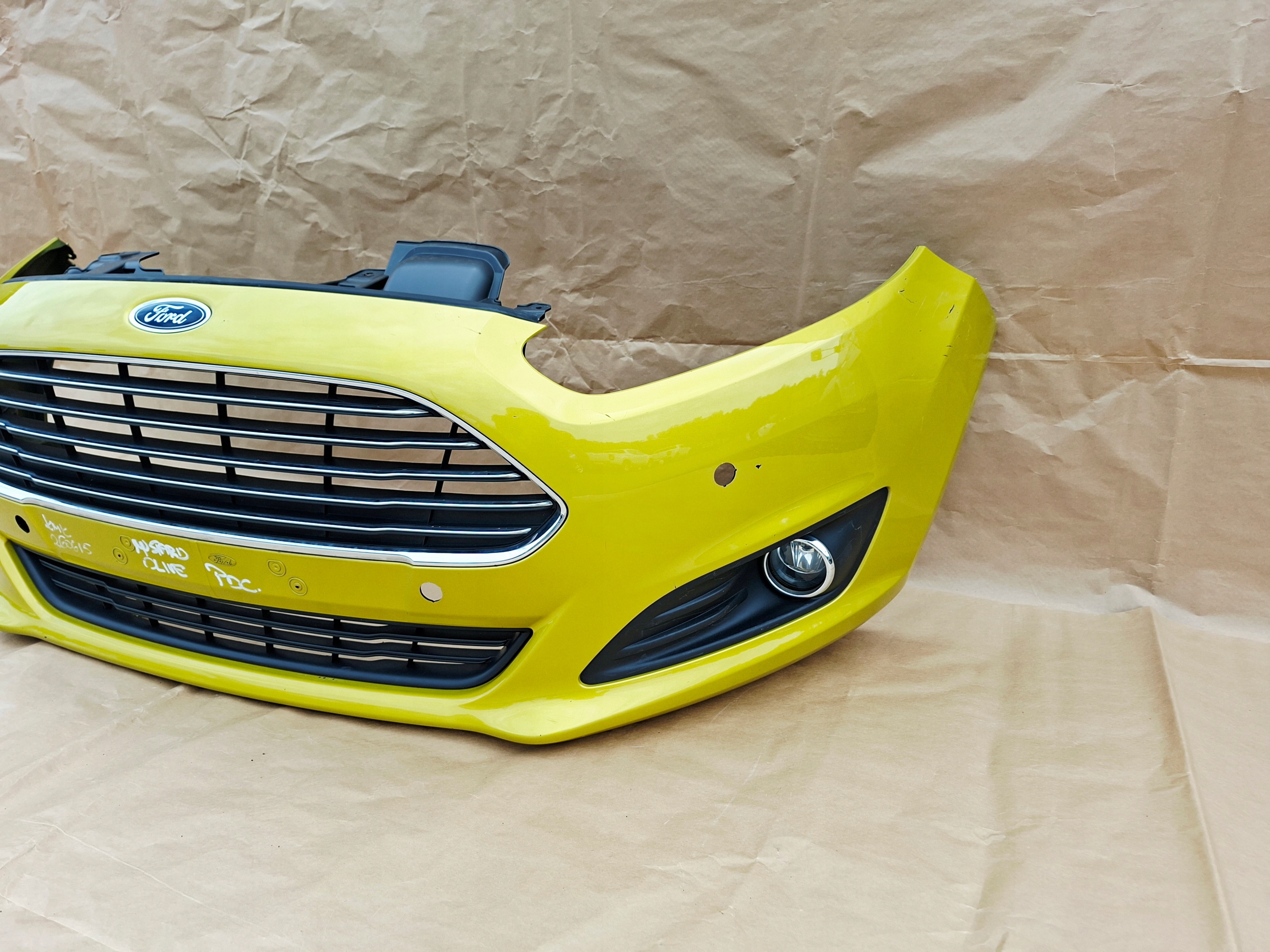 FORD FIESTA MK7 LIFT 2012-2017 bumper front MUSTARD OLIVE original 4x PDC