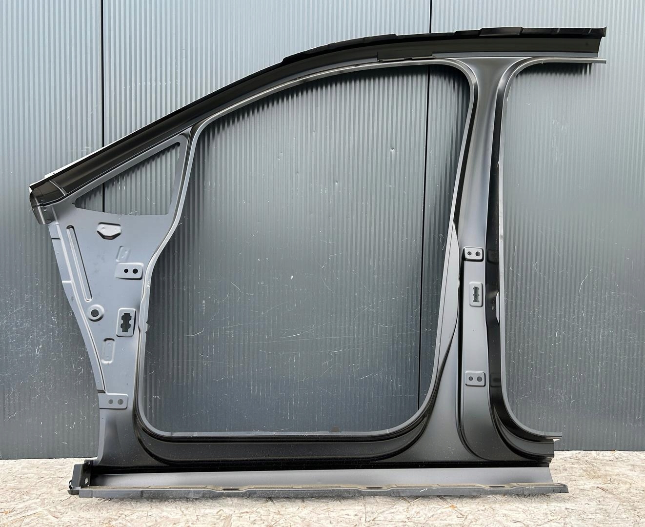 side threshold pillar BOK right VW TOURAN II 5TA 5TA809606A
