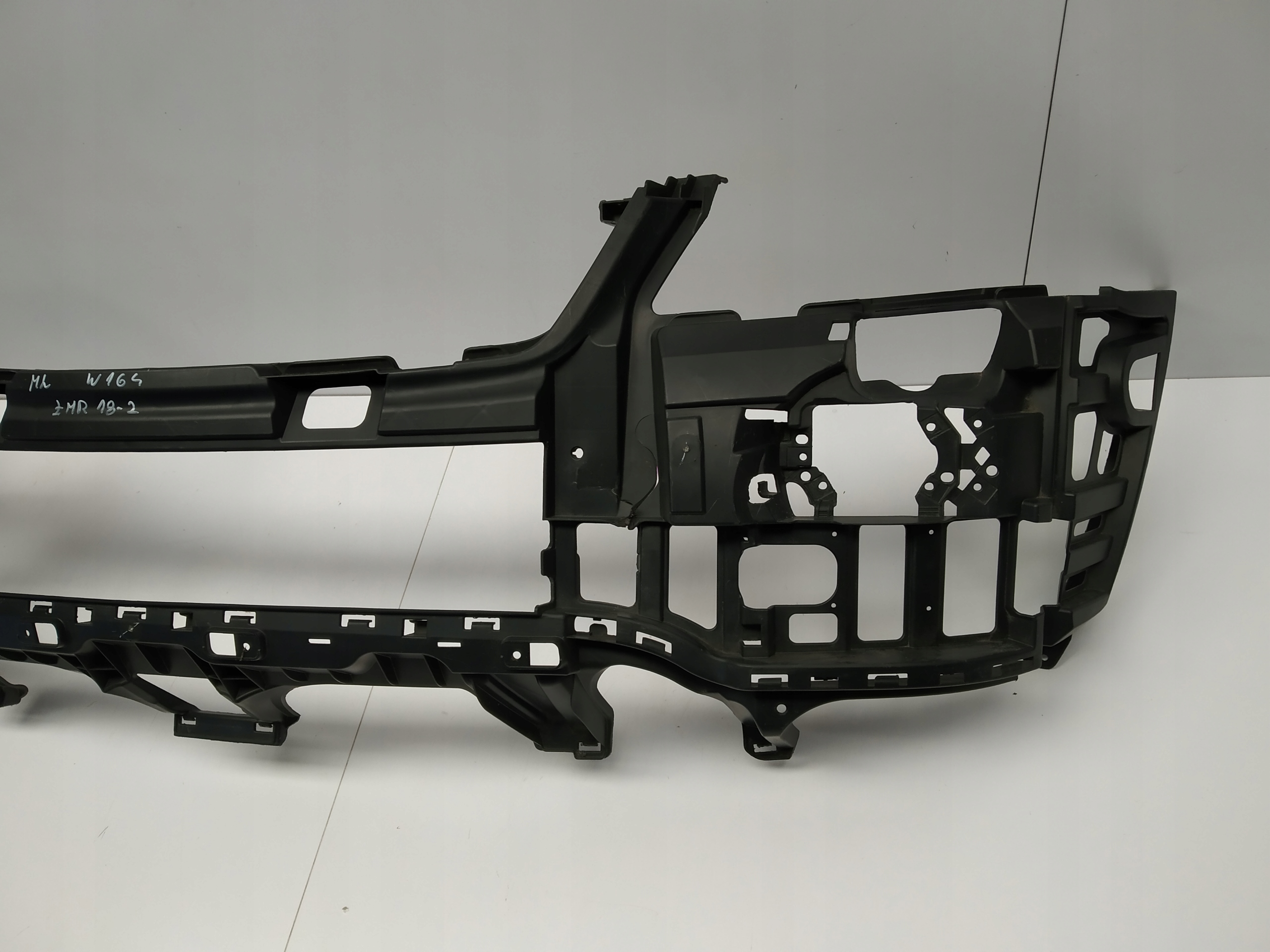 Mercedes ML W164 Traverse Insert Support Pare choc Avant 1648850165
