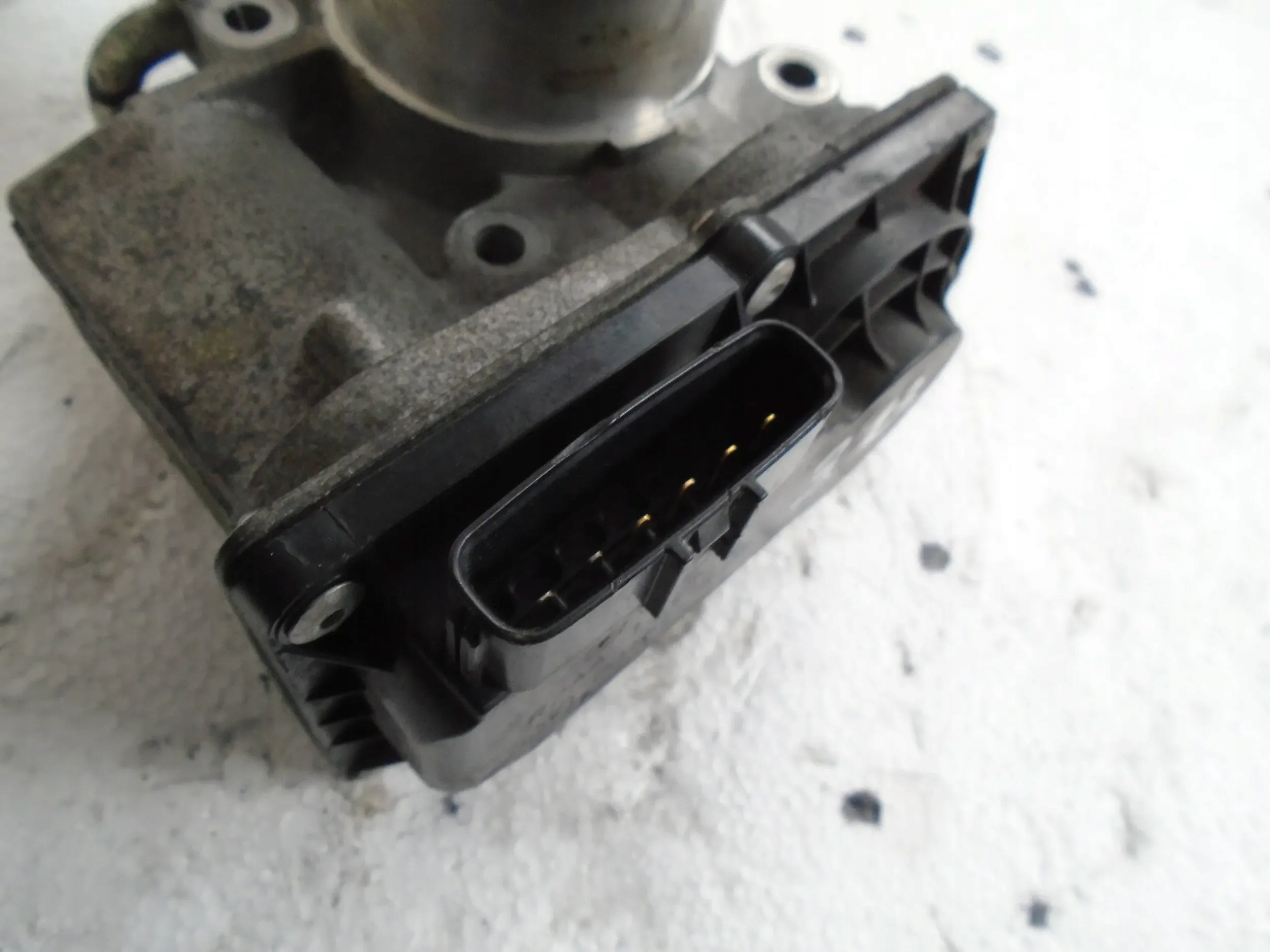 Valvola a farfalla R2AA-136B0 Mazda 5 2.0 CD