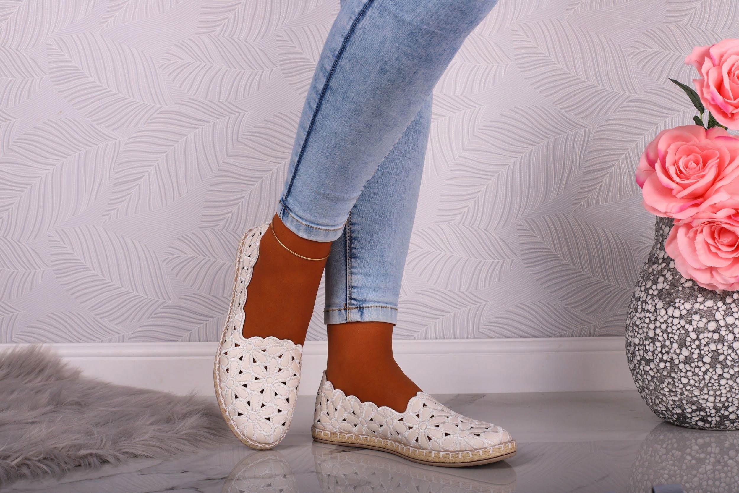BUTY DAMSKIE ESPADRYLE TENISÓWKI HAFTOWANE WSUWANE LEKKIE Marka inna