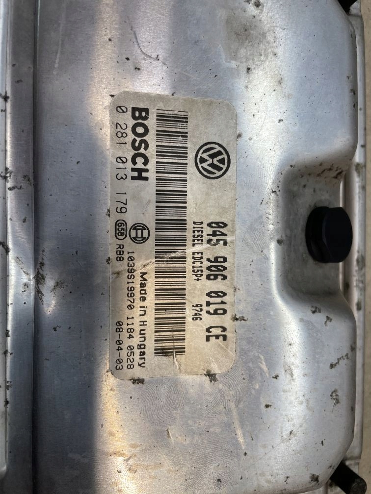 control unit of the engine SKODA FABIA II 045906019CE