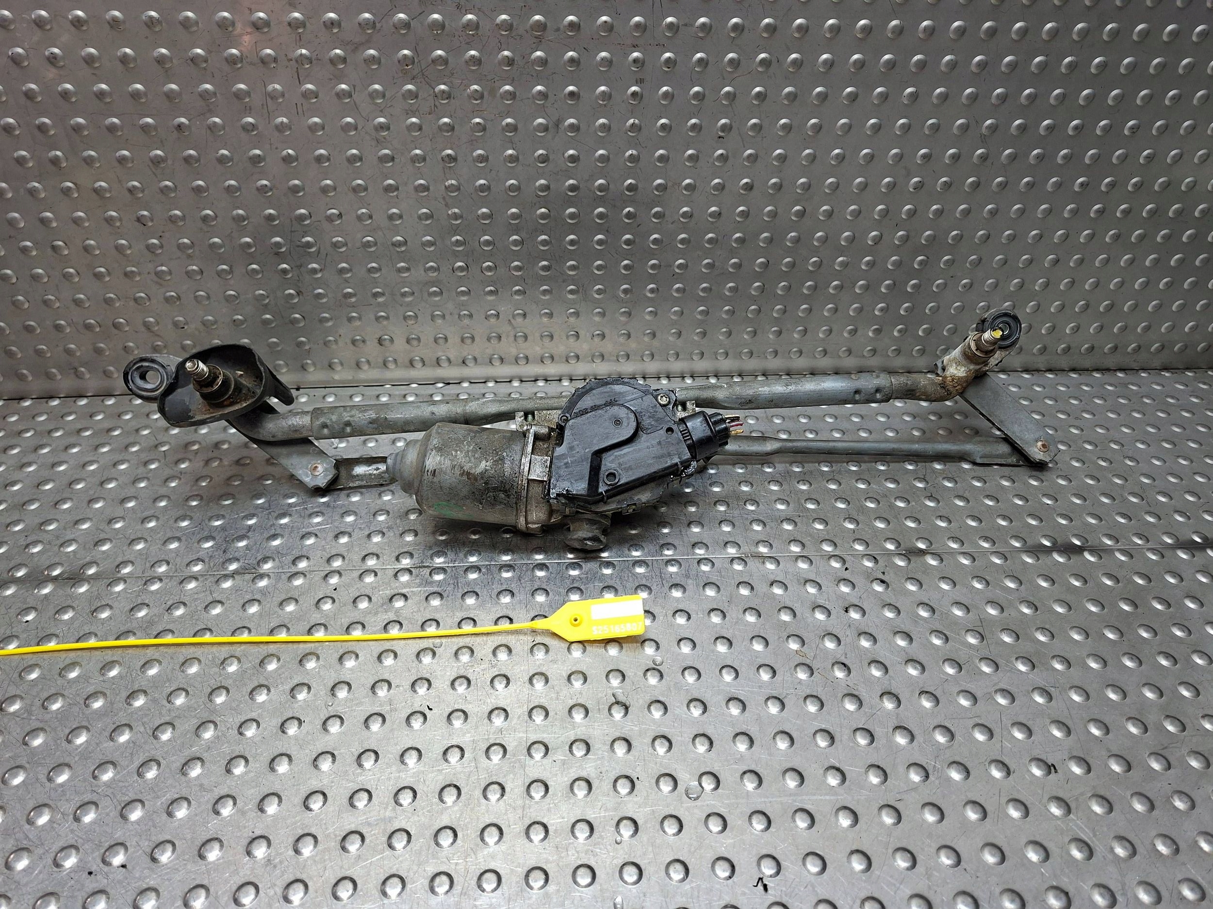 wiper mechanism front LEXUS IS II 05- 85110-53040