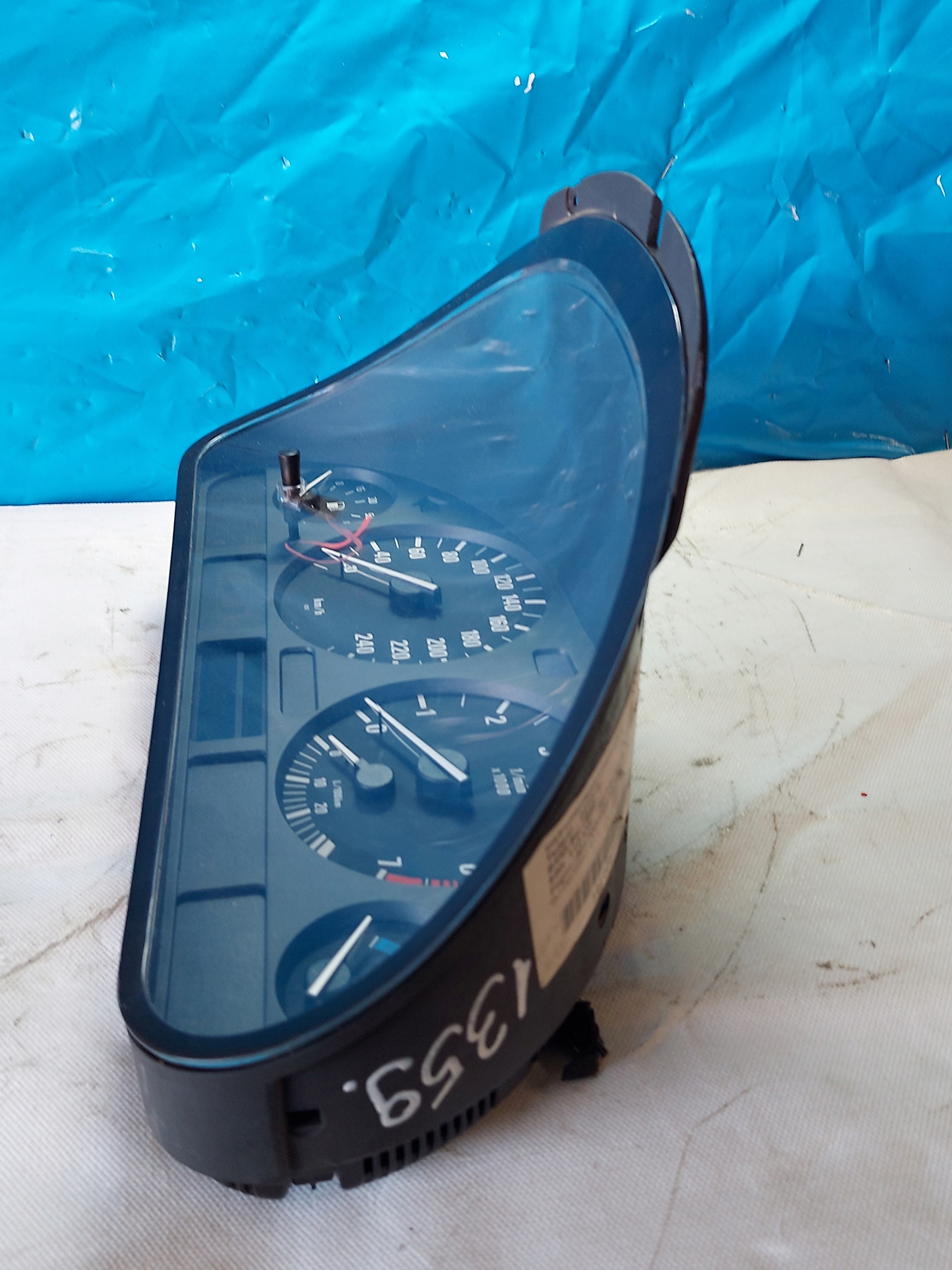 dials clock BMW 520 E39 62118379669