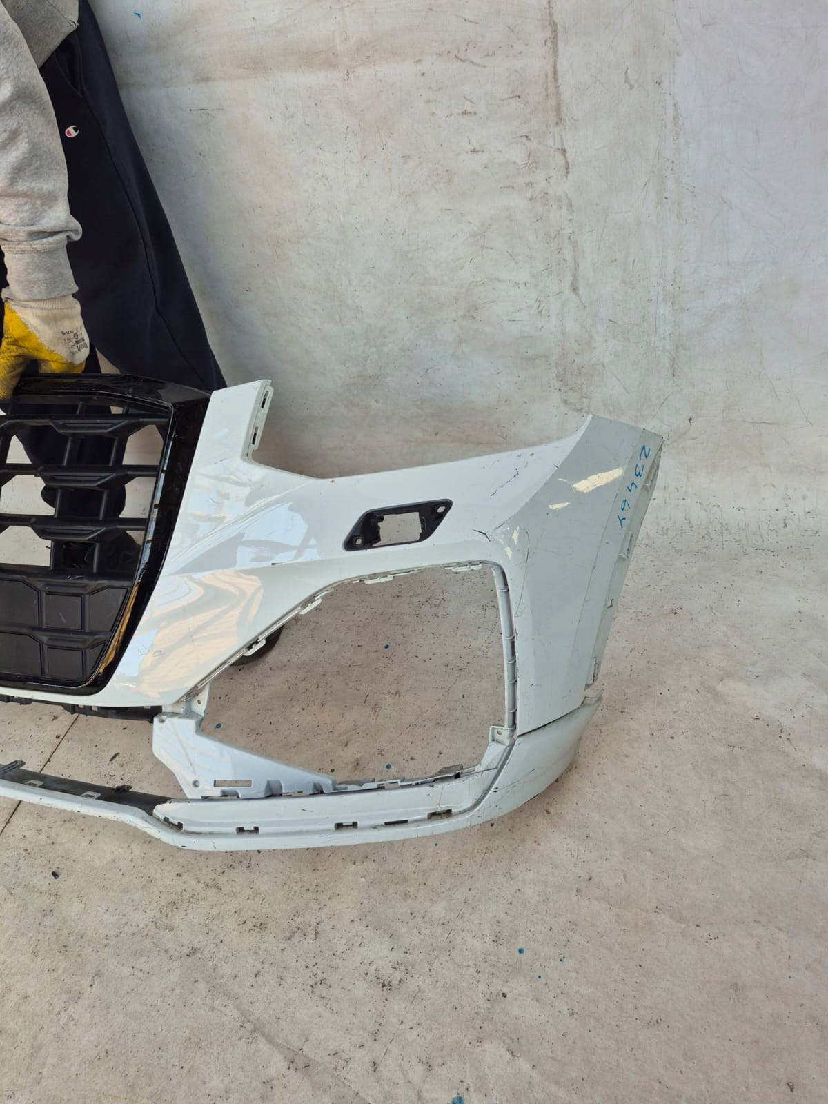 AUDI Q2 81A LIFT S-LINE 21- bumper front front SPR PDC 81A807437G
