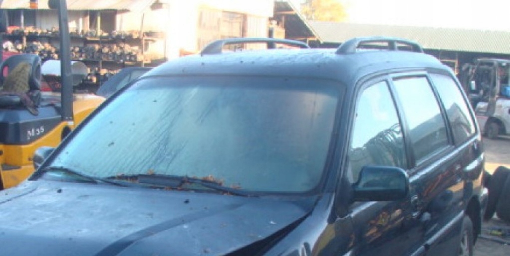 KIA JOICE SZYBA PRZEDNIA