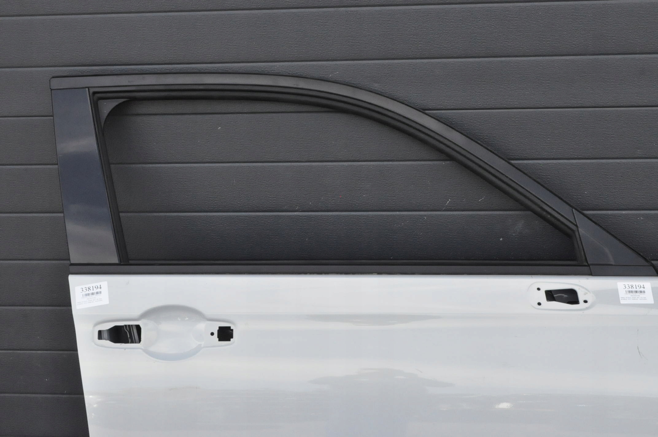 HONDA HR-V III DRZWI PRAWY PRZÓD PRZEDNIE 23R Jakość części (zgodnie z GVO) O - oryginał z logo producenta pojazdu (OE)