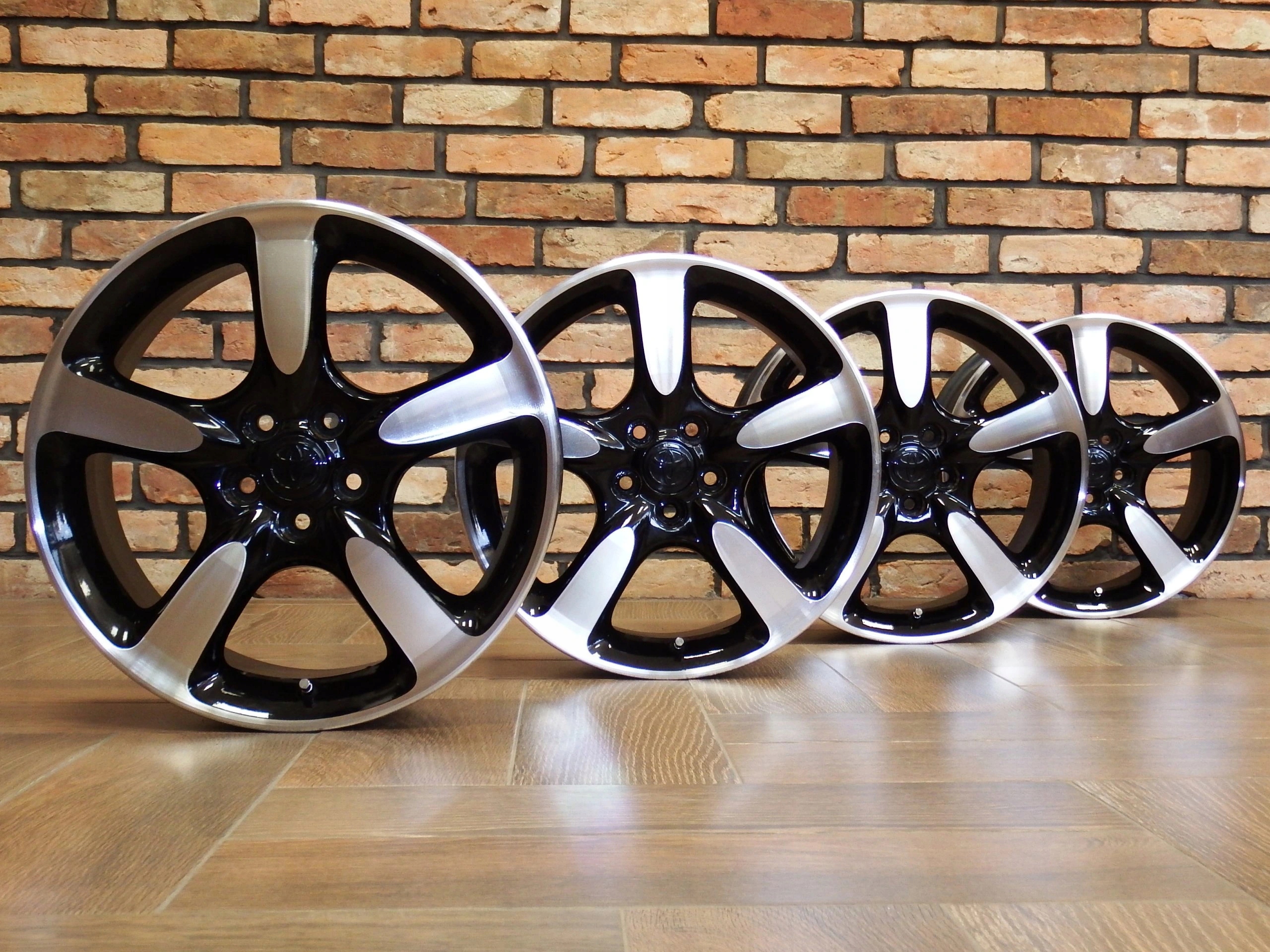 Диск алюминиевый Toyota OE 7.0