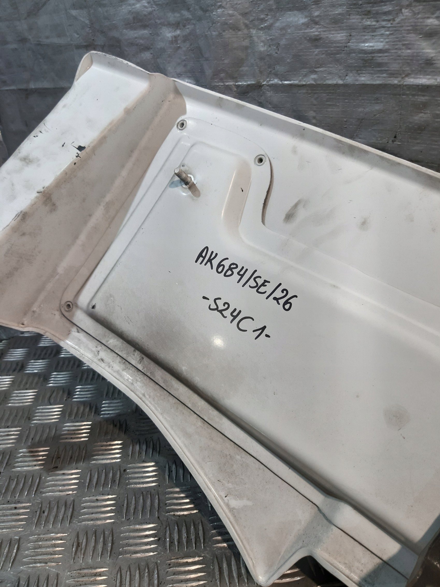 spoiler side right upper MERCEDES ACTROS MP4