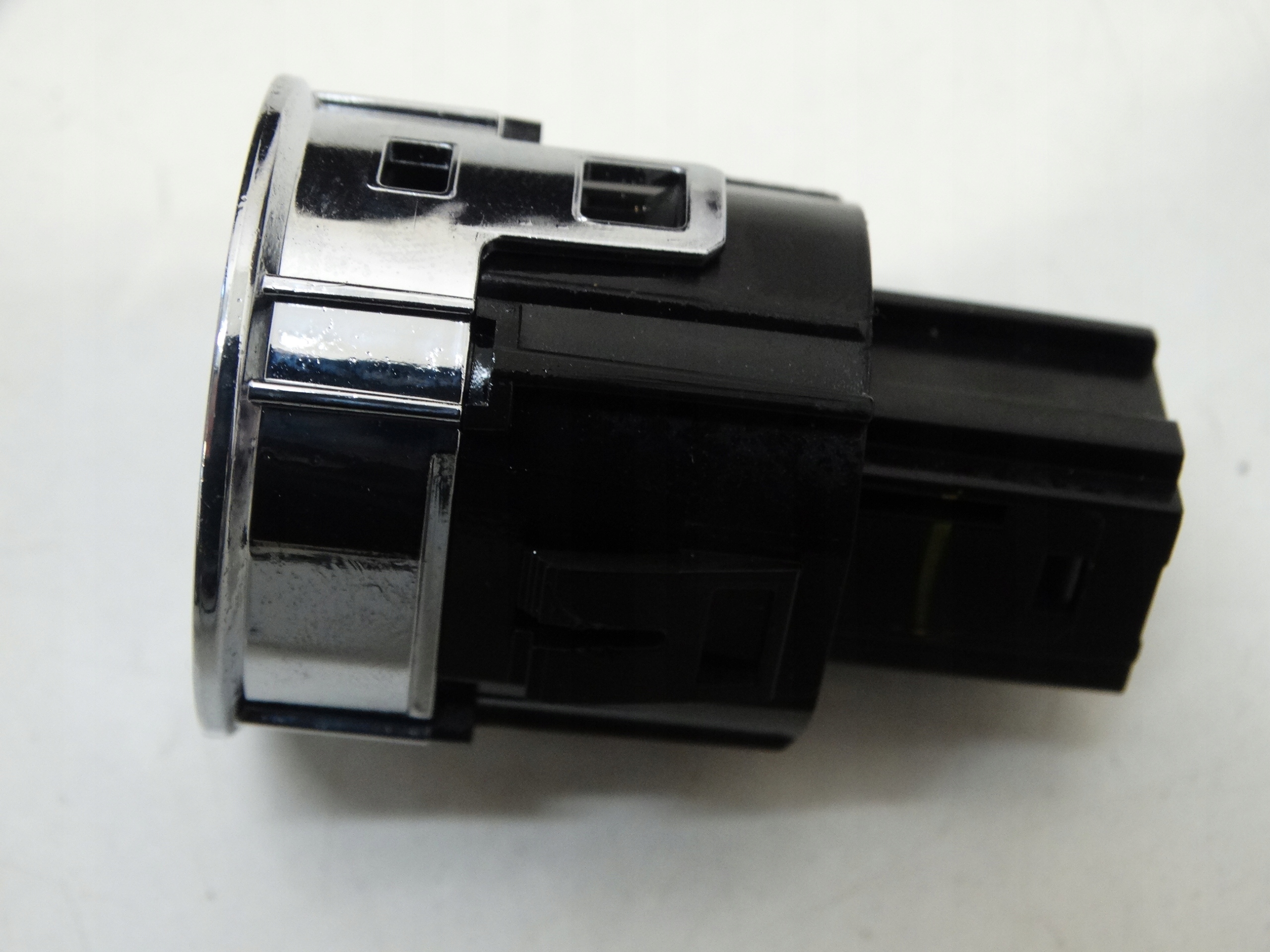 switch button START/STOP PEUGEOT 2008 II LIFT 24R.- 9827205180