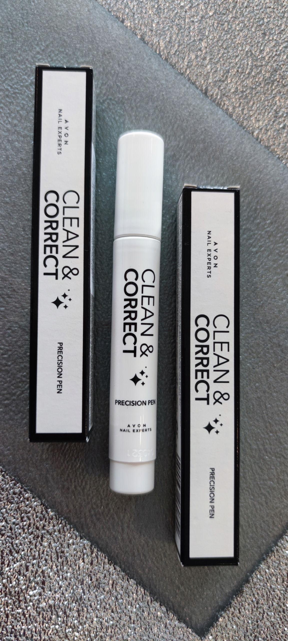 Avon - Zmywacz do paznokci we flamastrze EAN (GTIN) 5050136460792