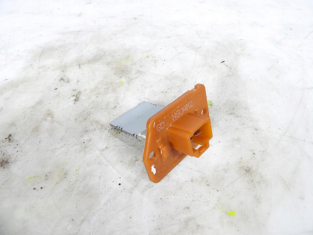 KIA CEED II heater fan resistor