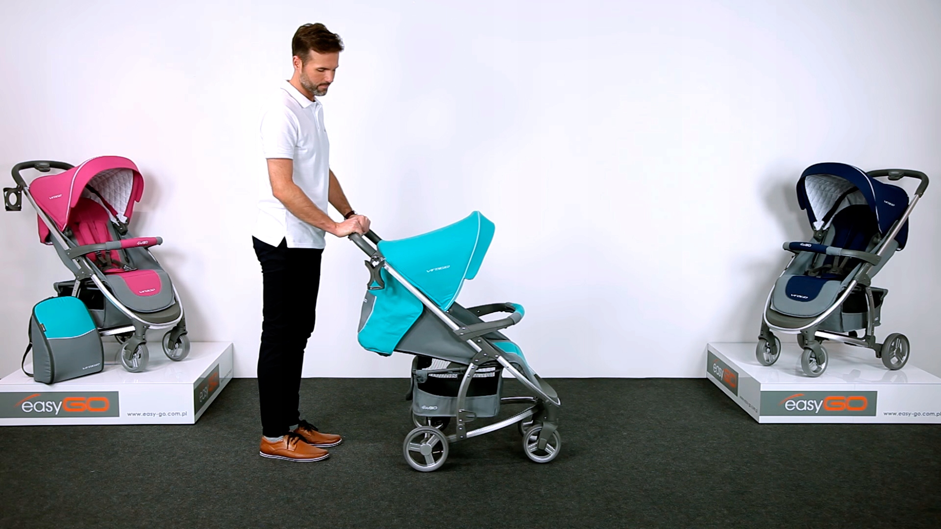 EasyGo Virage wózek spacerowy FOTELIK + ADAPTERY Kolor czarny Odcienie szarości i srebra