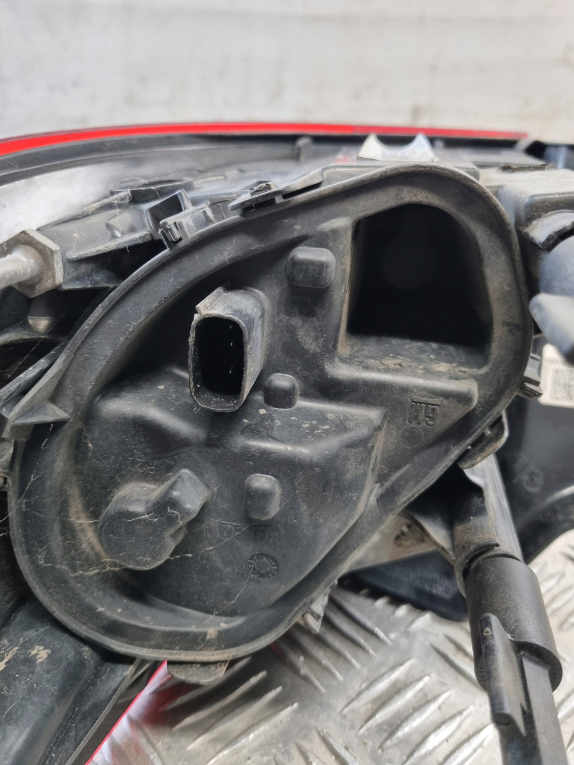light left rear part rear 39077374 OPEL ASTRA 5 V K KOMBI
