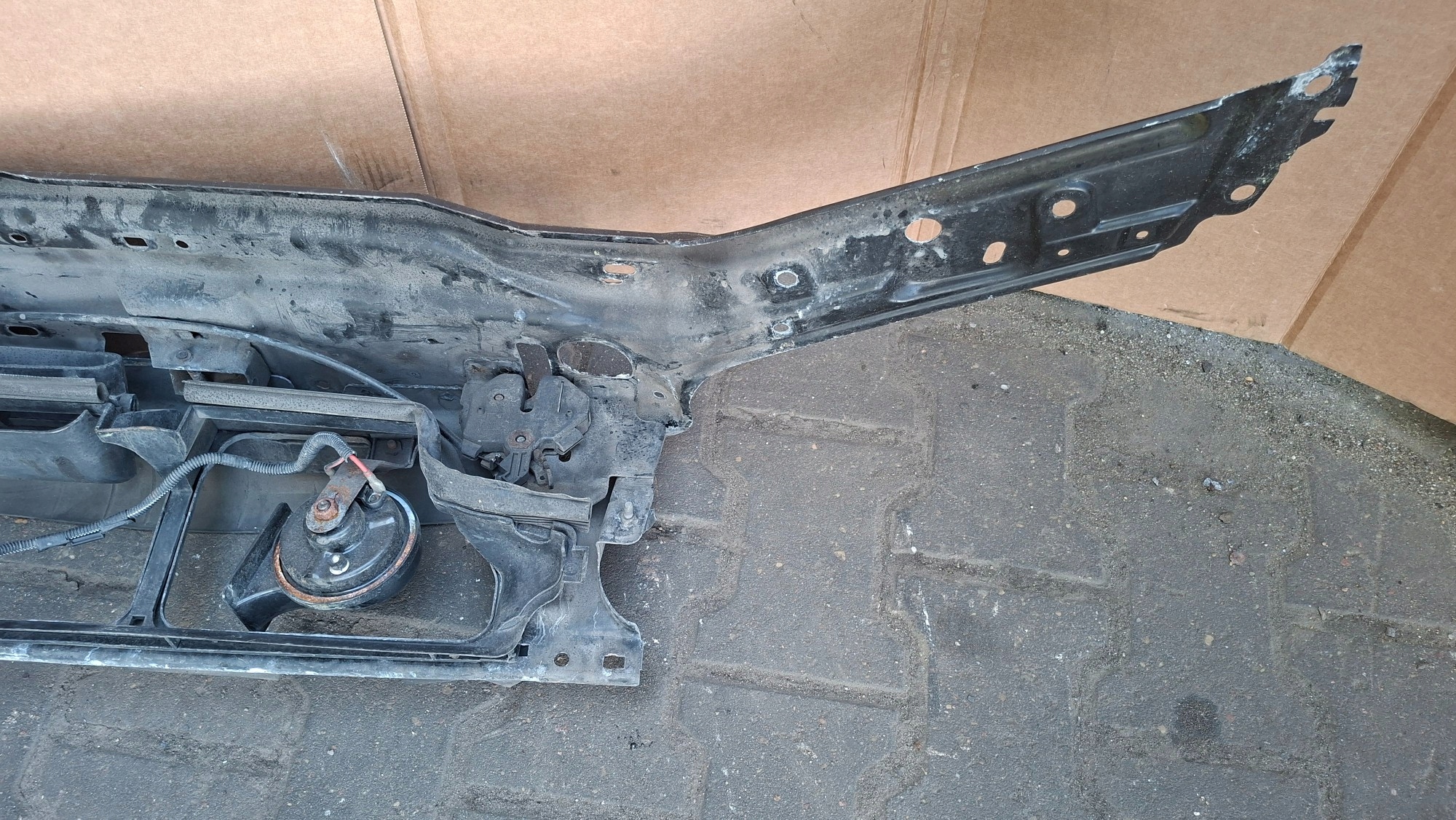 Armature Traverse VOLVO S60 2.4D