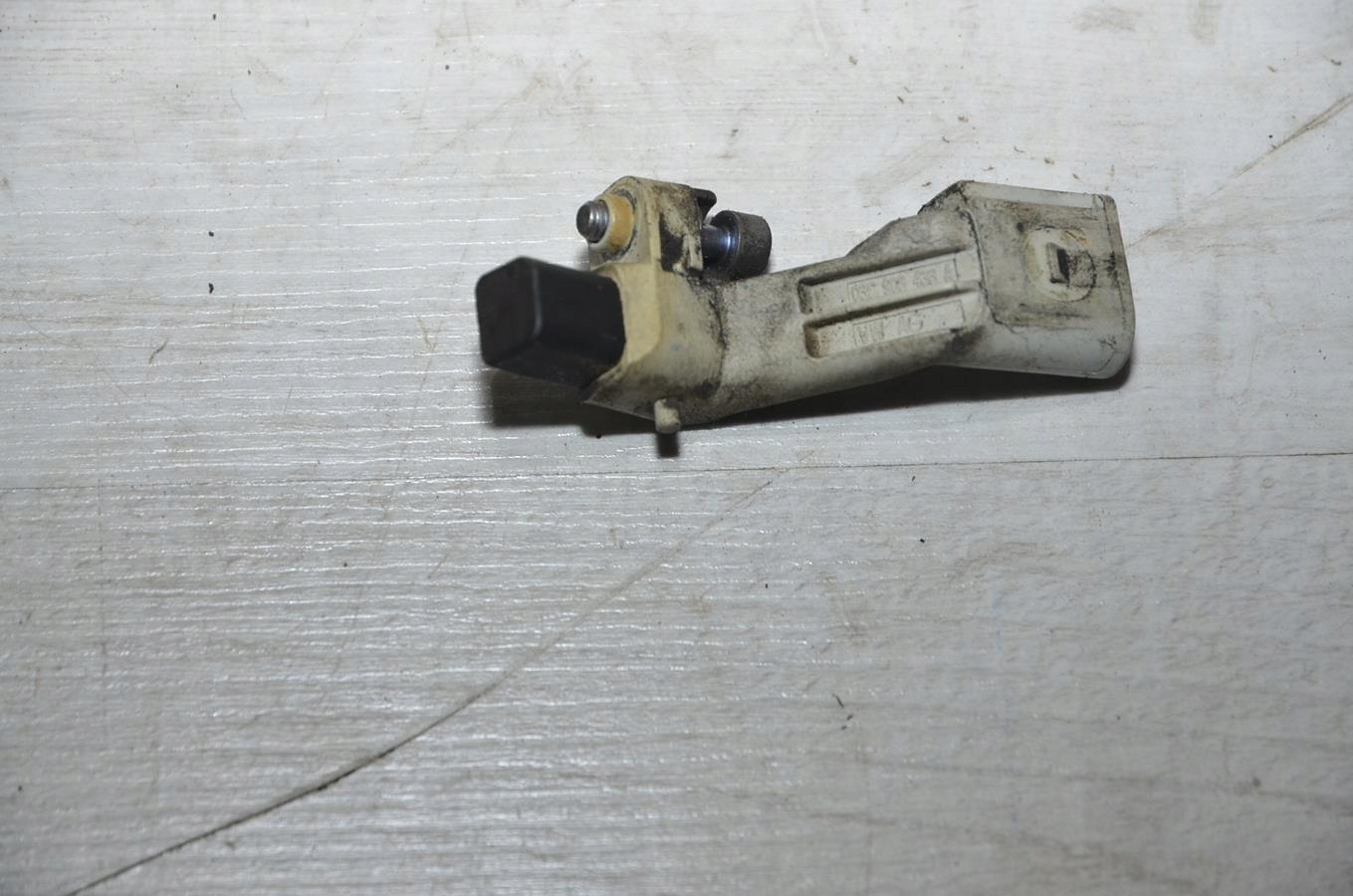 shaft position sensor Scirocco MK3 1K8 2013