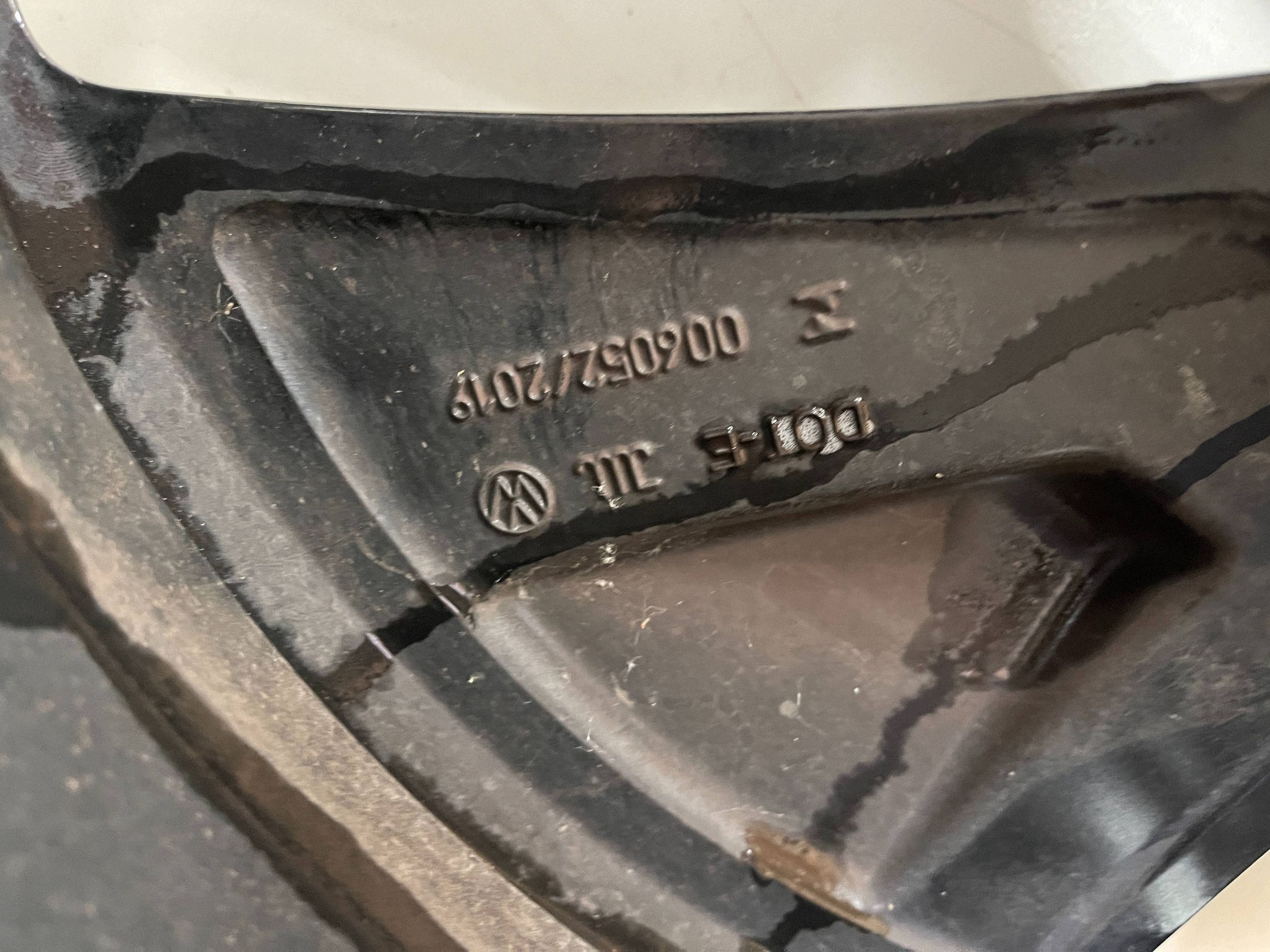 disk hliníkový VOLKSWAGEN ID.4 8JX 20 ET45 11A601025A