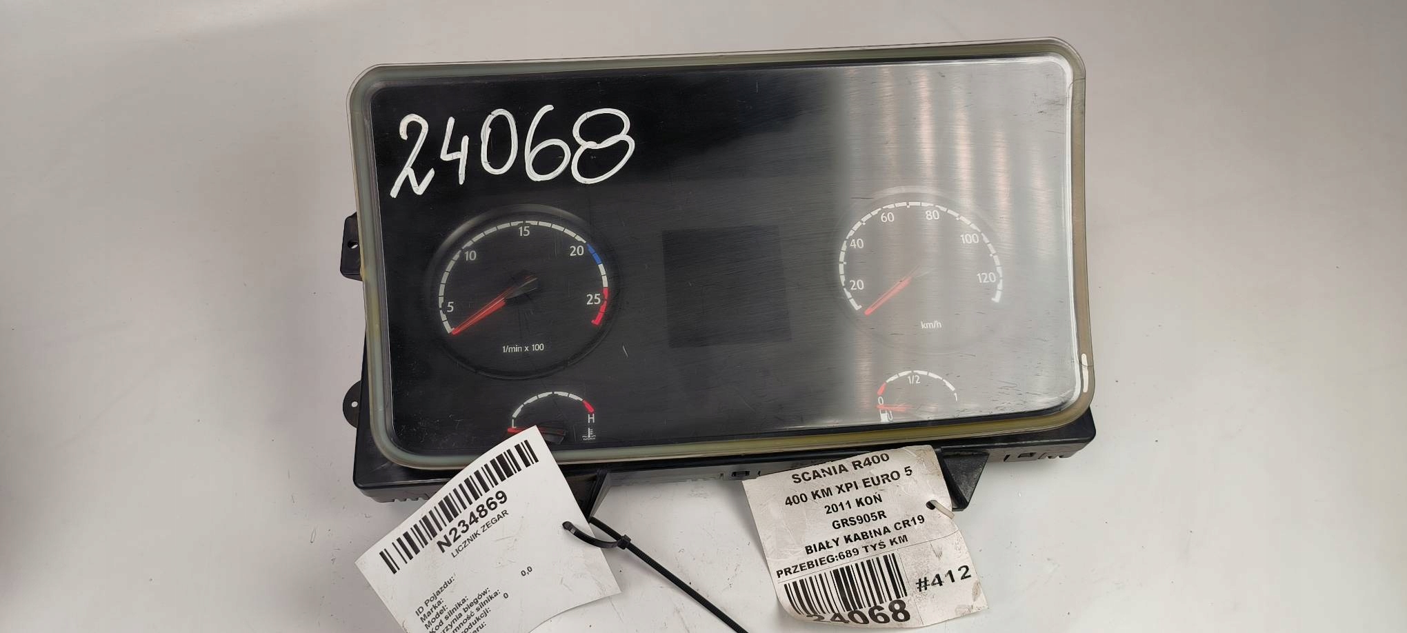 dials clock 2020194 SCANIA R400